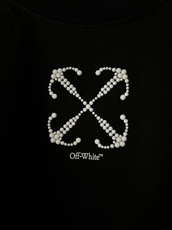 Off-White Long-sleeved T-shirt Size US M / EU 48-50 / 2 - 3 Thumbnail