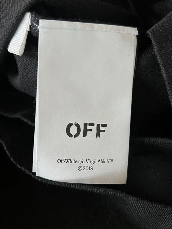 Off-White Long-sleeved T-shirt Size US M / EU 48-50 / 2 - 6 Thumbnail