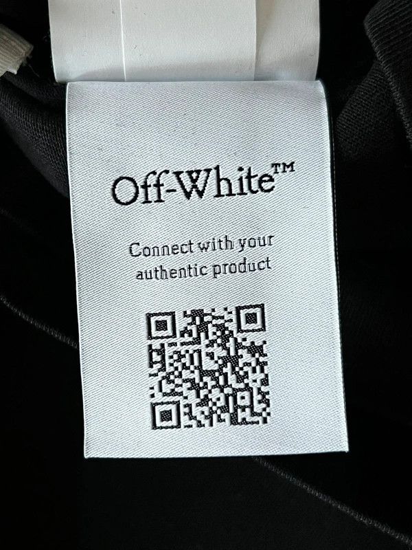 Off-White Long-sleeved T-shirt Size US M / EU 48-50 / 2 - 8 Thumbnail