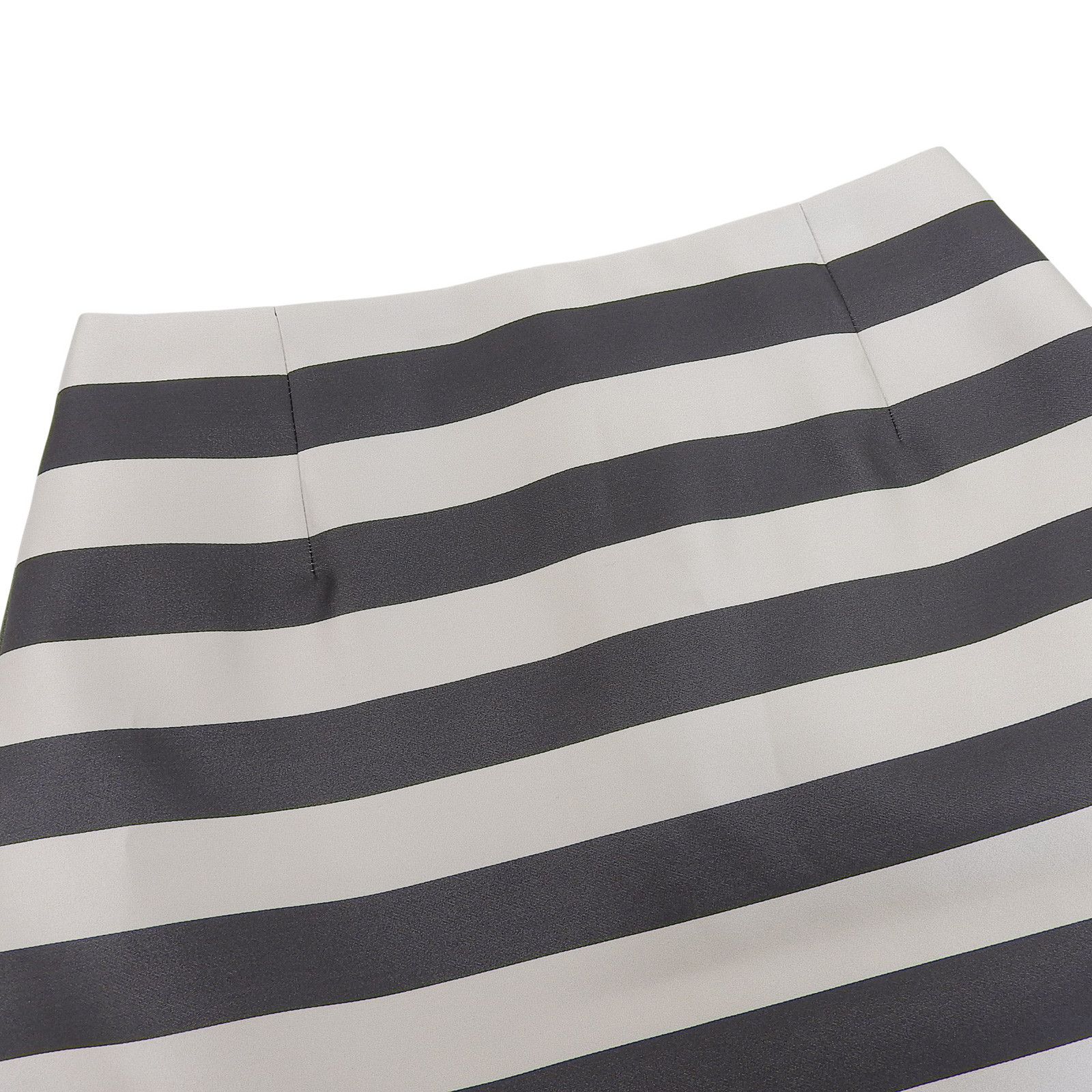 Louis Vuitton Louis Vuitton Louis Vuitton Satin Silk Skirt Others Skirts DUTY FREE for USA Size ONE SIZE - 3 Thumbnail