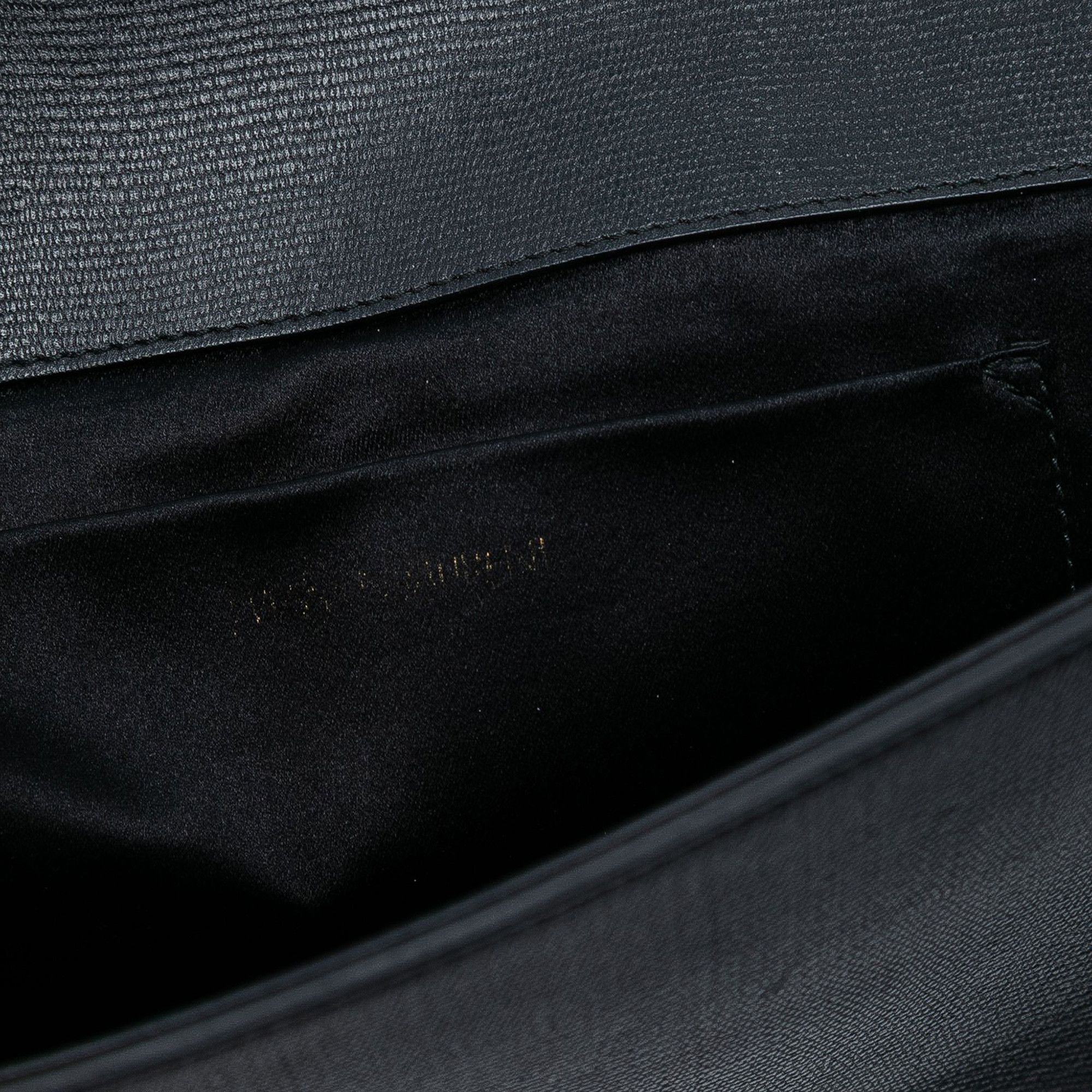 Yves Saint Laurent Yves Saint Laurent Textured Leather Chyc Ligne Clutch Size ONE SIZE - 6 Thumbnail