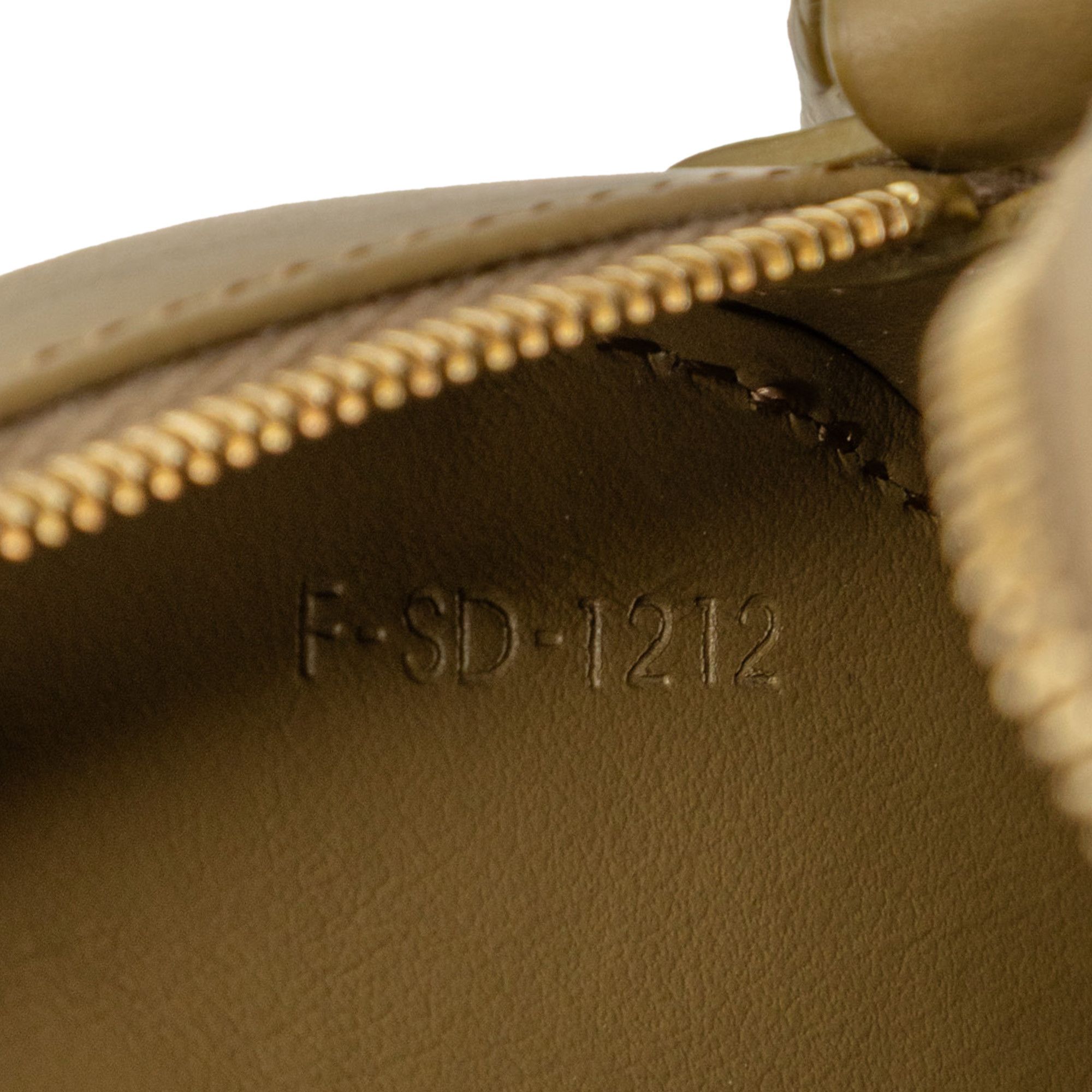 Celine Celine Small Calfskin Cuir Triomphe Oval Crossbody Size ONE SIZE - 6 Thumbnail