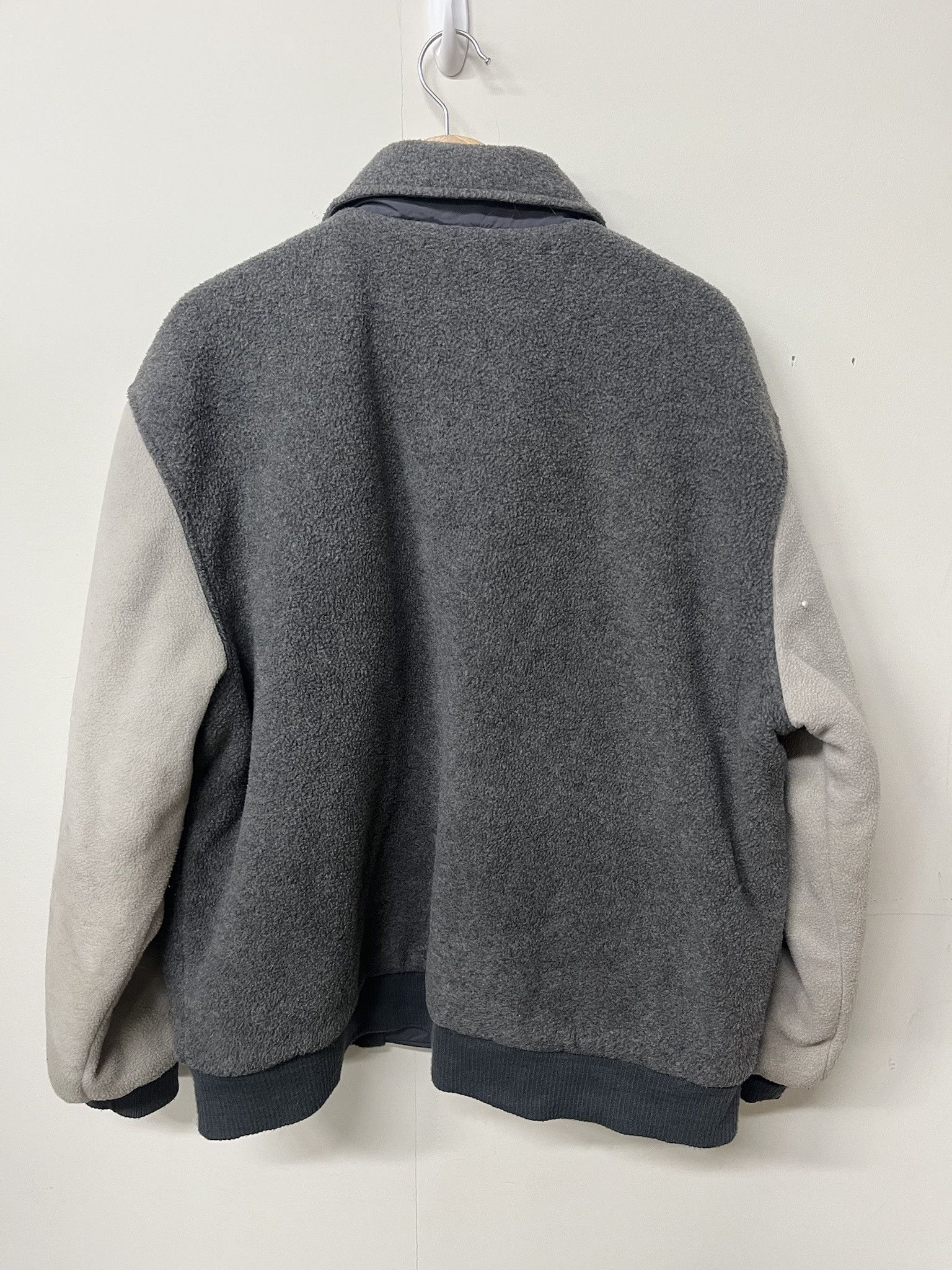 Vintage Vintage 2000s Cabelas Quilted Fleece Varsity Jacket Size XL Size US XL / EU 56 / 4 - 3 Thumbnail