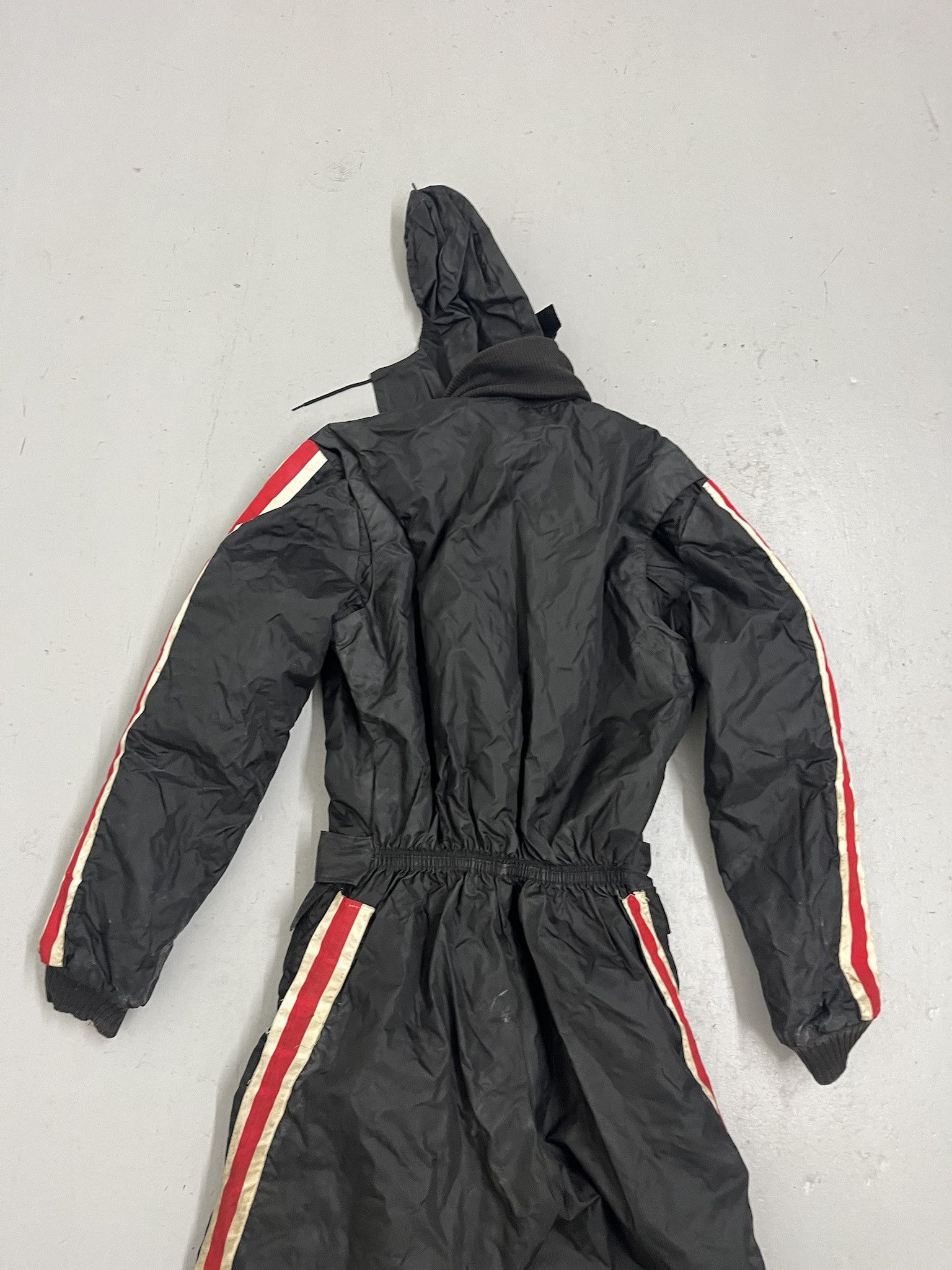 Vintage Vintage 1980s Snow Suit Sex on a Snowmobile Embroider Padded Coverall Size S Size US S / EU 44-46 / 1 - 6 Thumbnail