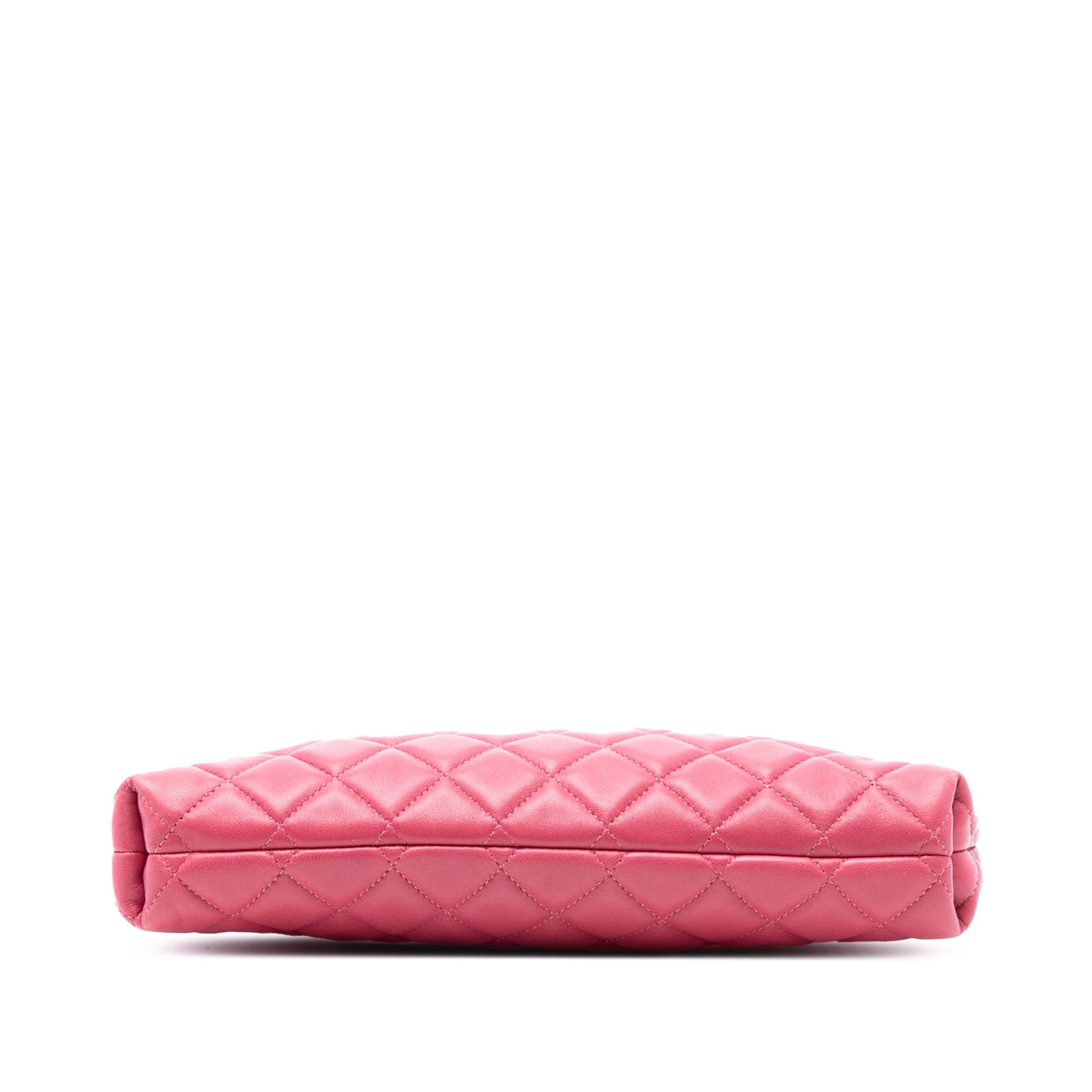 Chanel Chanel Quilted Lambskin Kiss Lock Clutch Size ONE SIZE - 3 Thumbnail