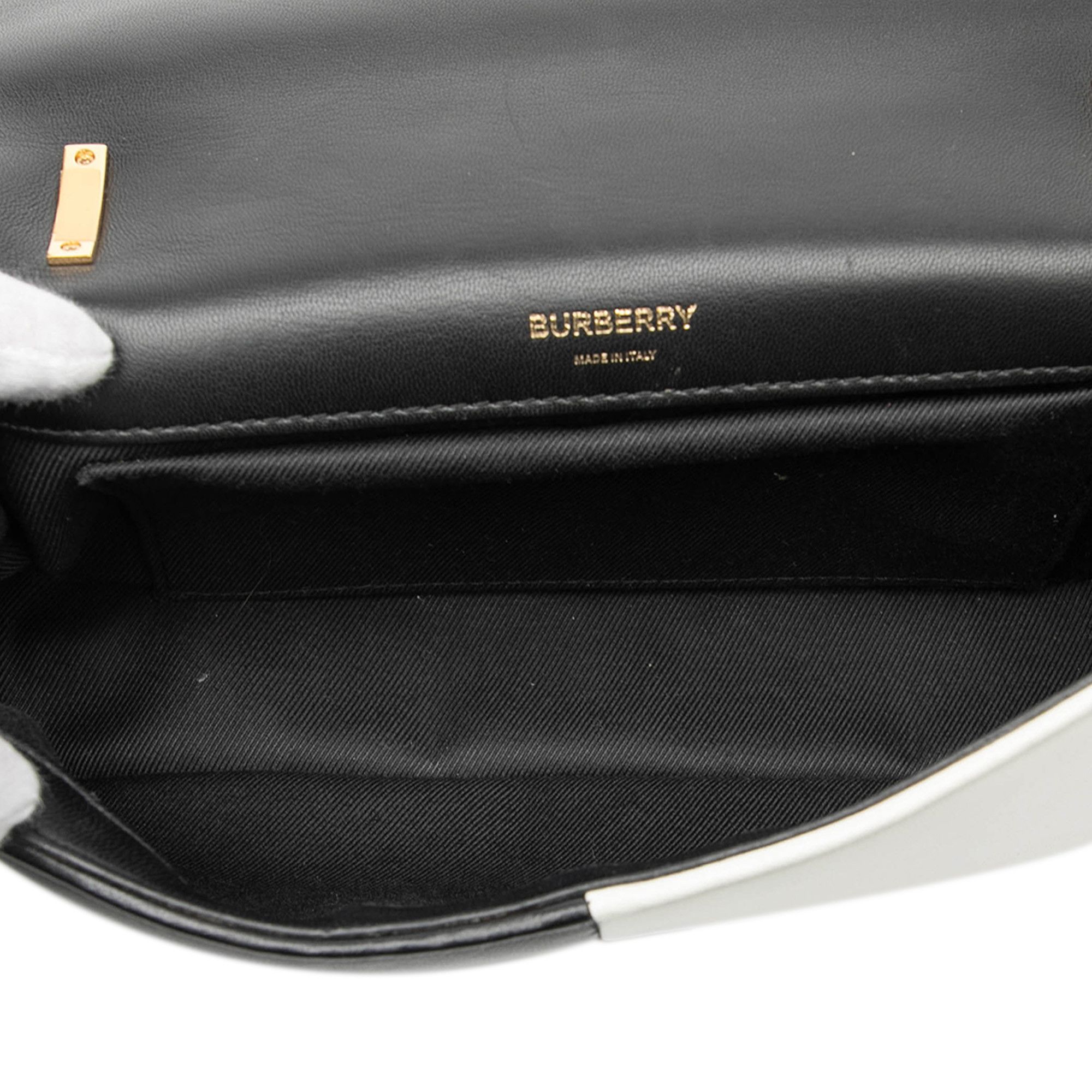 Burberry Burberry Small Bicolor Quilted Lambskin Lola Crossbody Size ONE SIZE - 4 Thumbnail
