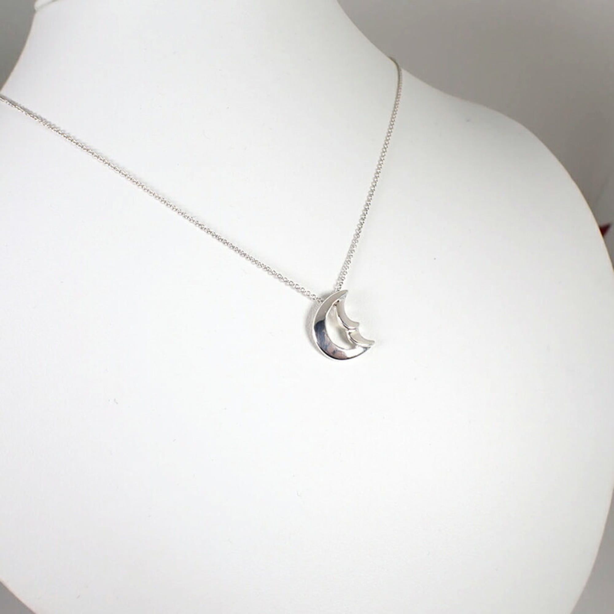 Tiffany & Co. TIFFANY 925 Crescent Moon Pendant Necklace Size ONE SIZE - 4 Thumbnail