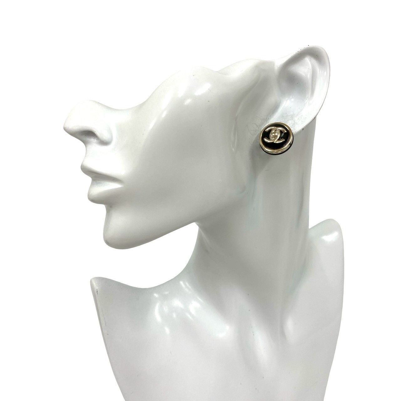 Chanel Chanel Chanel Coco Mark Earrings Metal Earrings DUTY FREE for USA Size ONE SIZE - 2 Thumbnail