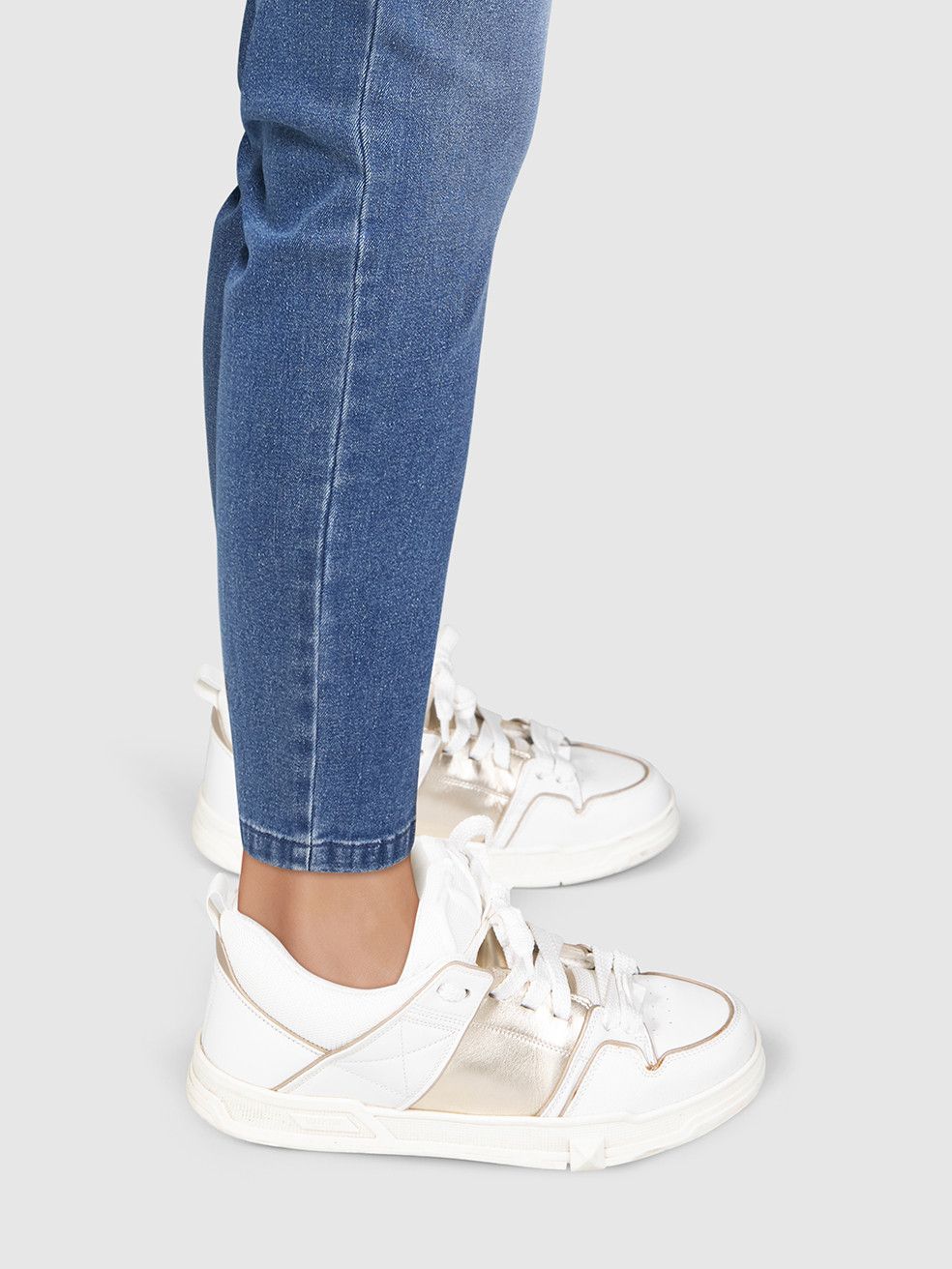 Valentino White Leather Open Skate Trainers Size US 8 / IT 38 - 2 Thumbnail