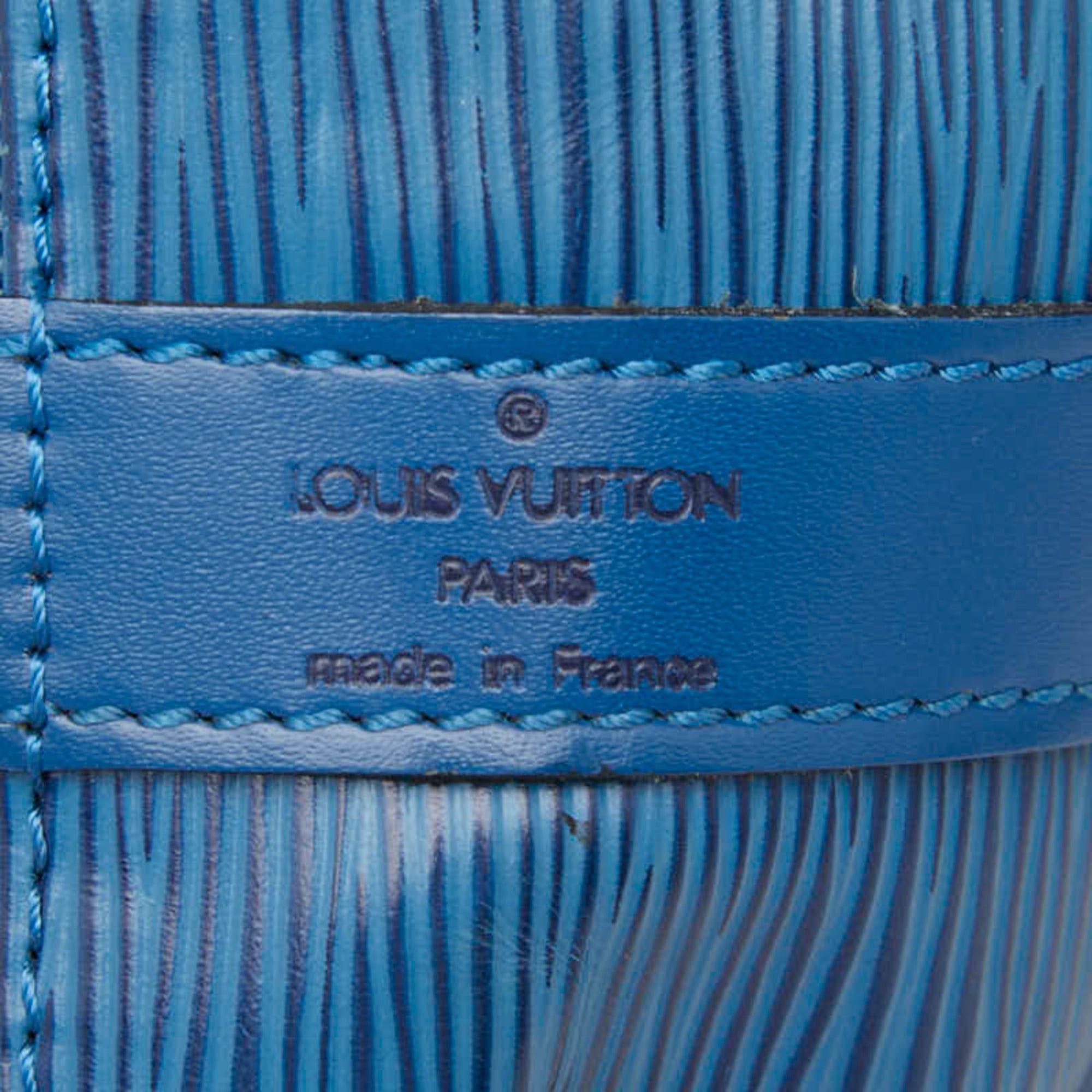 Louis Vuitton Epi Petit Noe One-Shoulder Bag/Handbag M44105 Toledo Blue Leather Women's LOUIS VUITTON