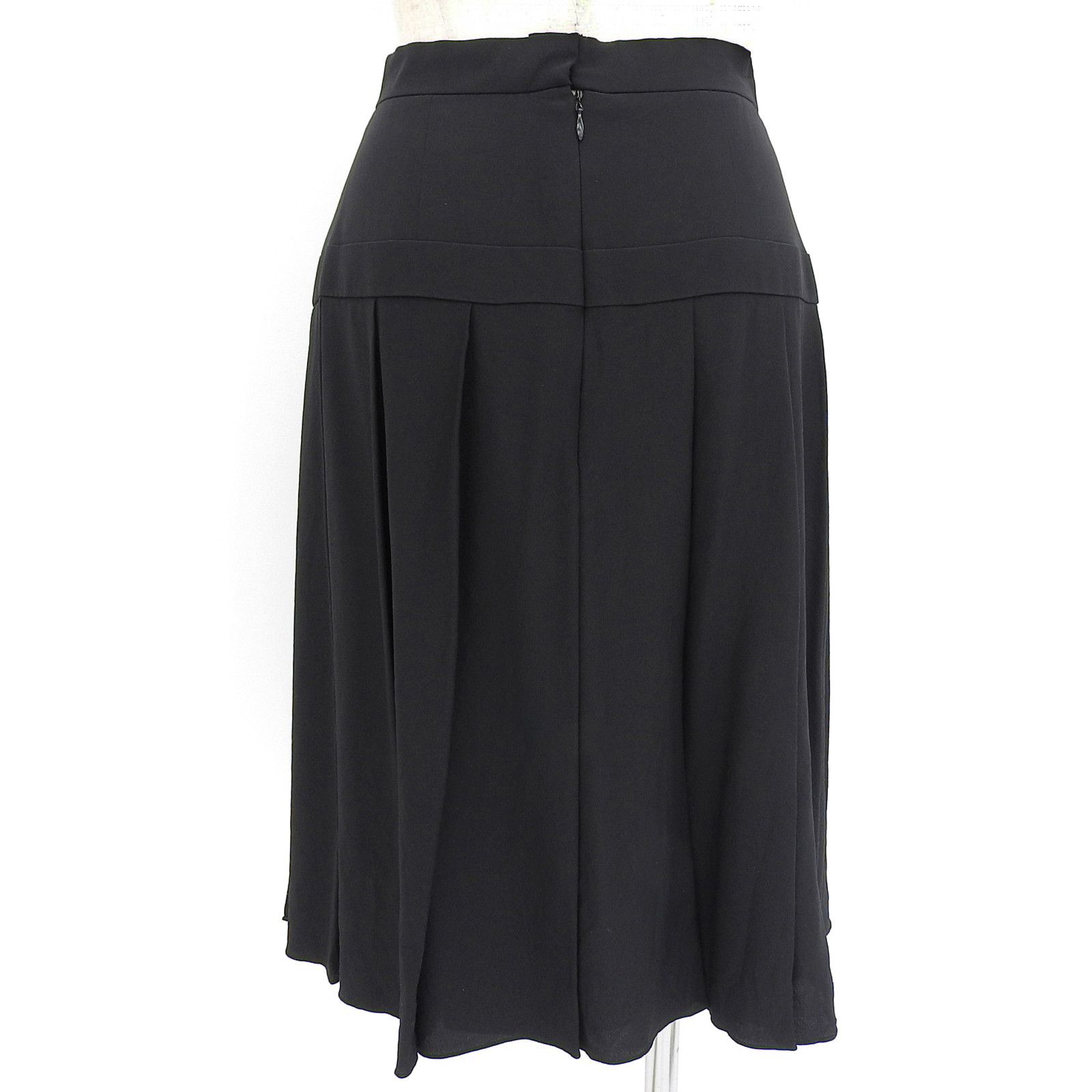 Chanel Chanel Chanel Silk Pleated Skirt Others Skirts P46684 DUTY FREE for USA Size ONE SIZE - 2 Thumbnail