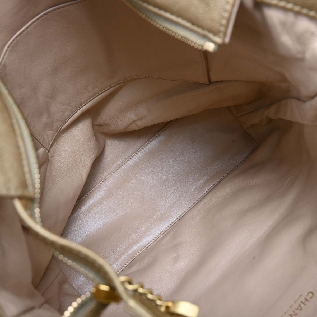 Chanel Chanel Luxe Ligne Zipped Tote Leather Size ONE SIZE - 3 Thumbnail