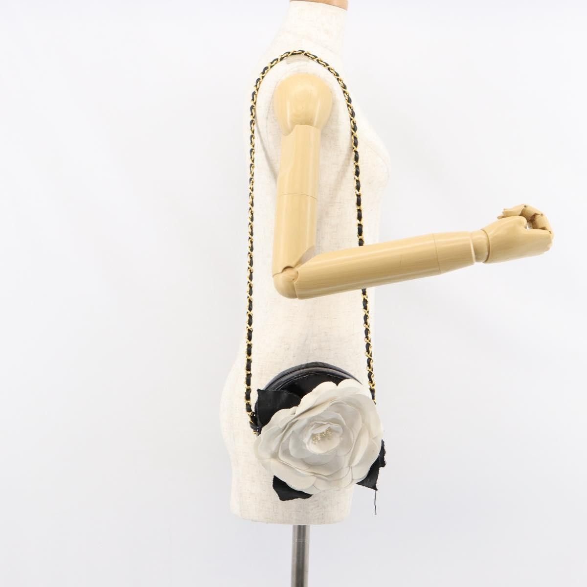 Chanel Chanel Vintage Camellia Round Evening Bag Lambskin and Satin Size ONE SIZE - 14 Thumbnail