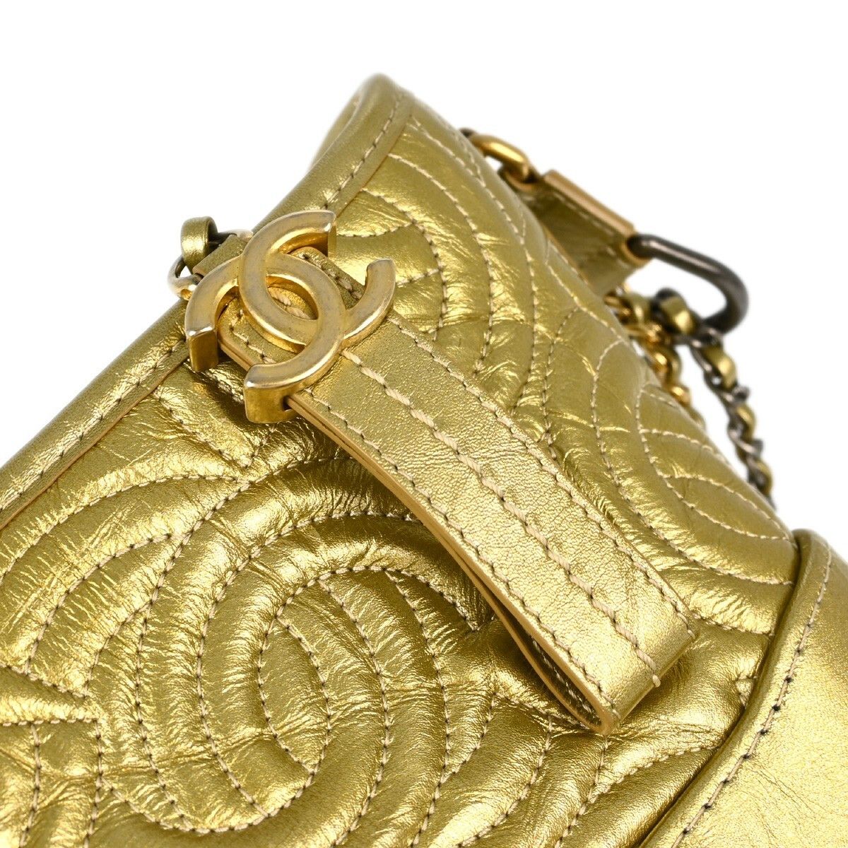 Chanel Chanel Gabrielle Hobo Quilted Metallic Aged Calfskin Size ONE SIZE - 9 Thumbnail