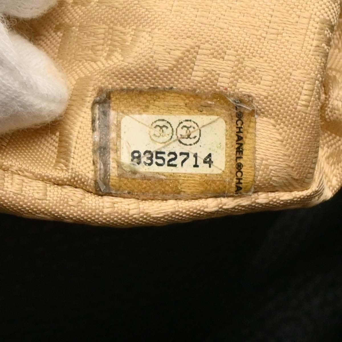 Chanel Chanel Lax Front Zip Bag Pebbled Leather Size ONE SIZE - 4 Thumbnail