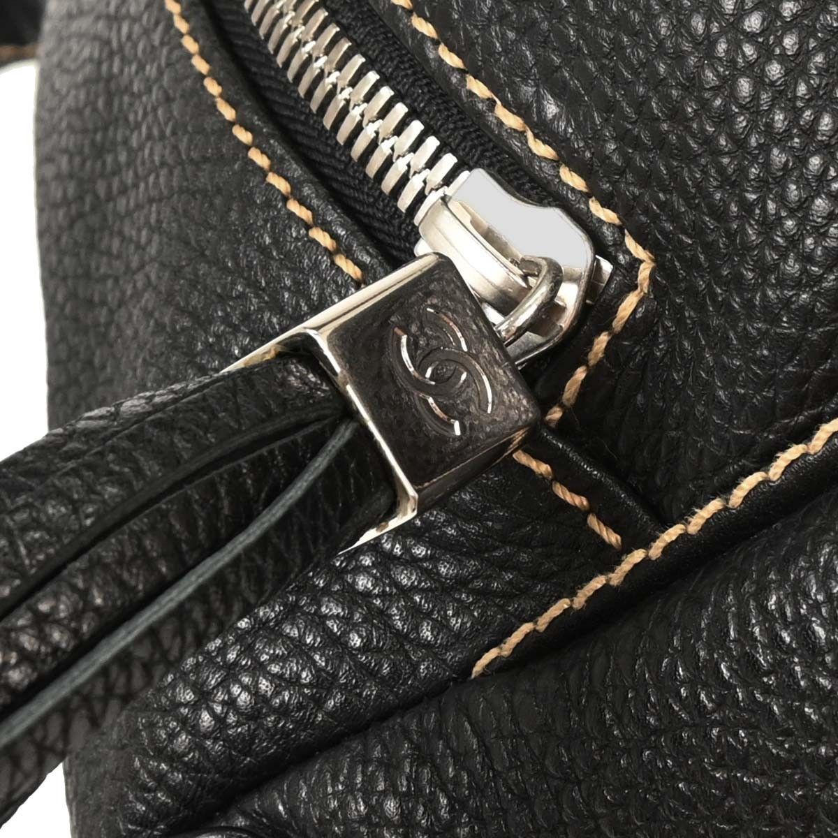 Chanel Chanel Lax Front Zip Bag Pebbled Leather Size ONE SIZE - 8 Thumbnail
