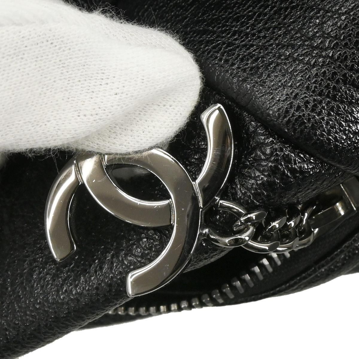 Chanel Chanel Luxe Ligne Bowler Bag Leather Size ONE SIZE - 9 Thumbnail