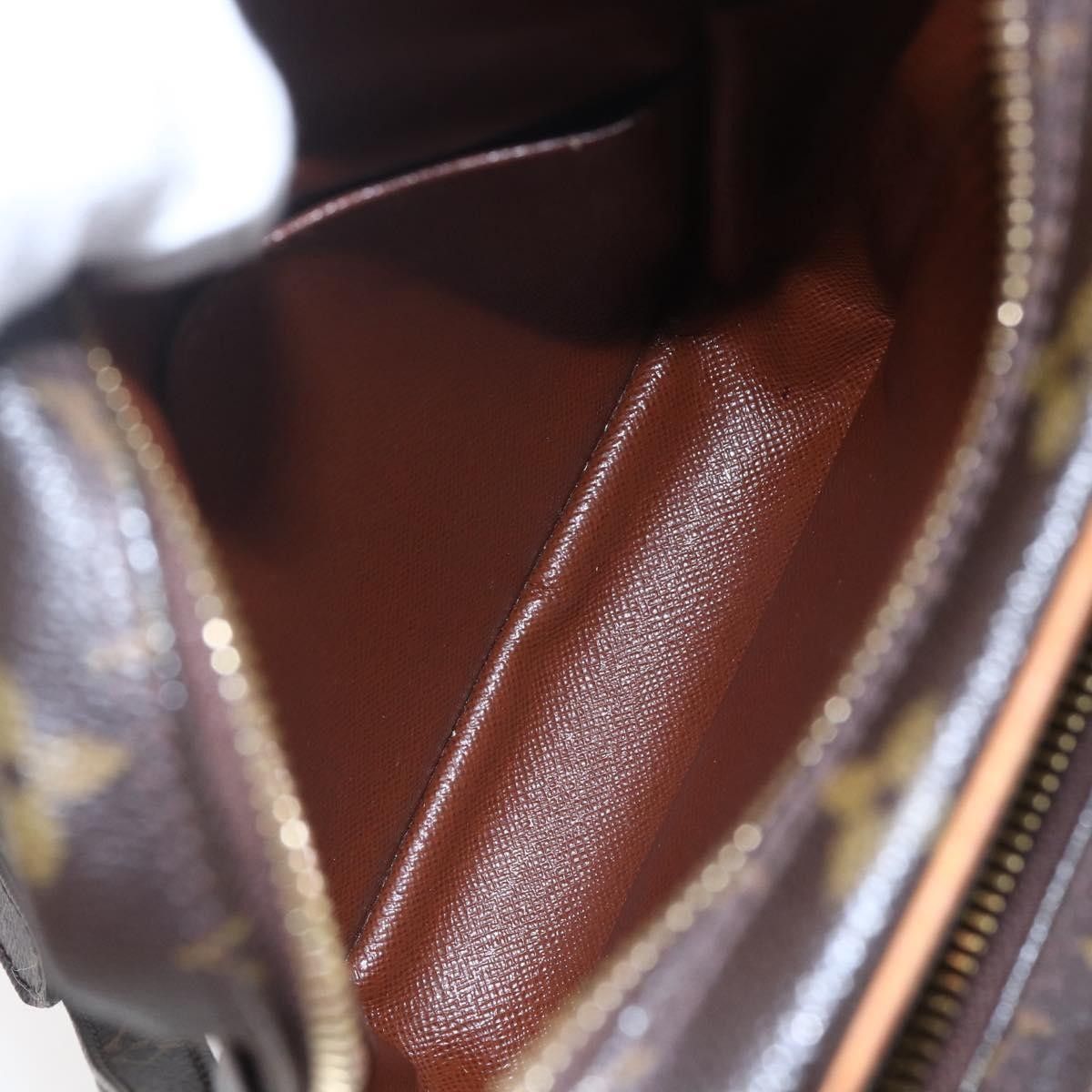 Louis Vuitton Louis Vuitton Amazone Bag Monogram Canvas Size ONE SIZE - 5 Thumbnail
