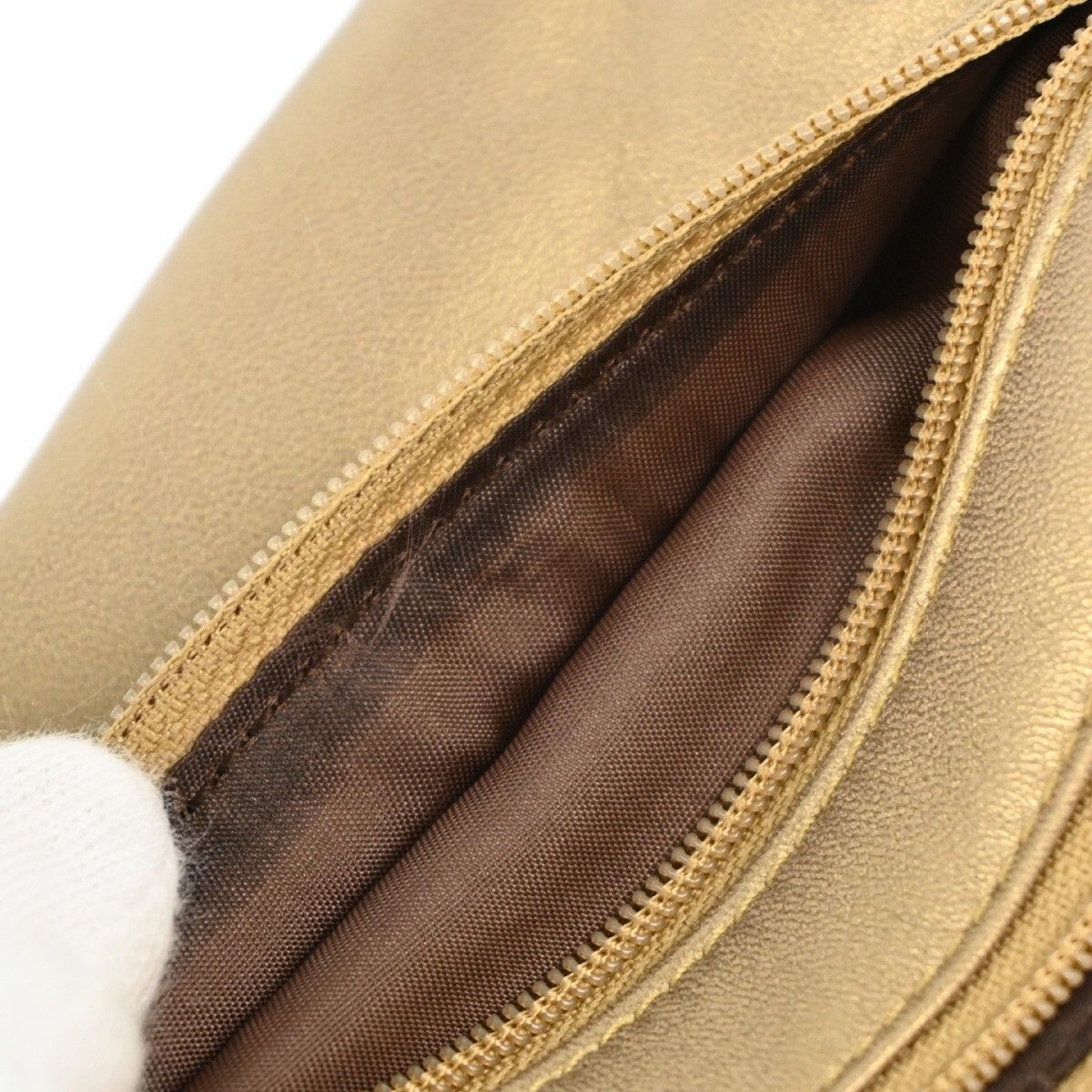 Loewe Loewe Anagram Clutch Bag Leather Size ONE SIZE - 7 Thumbnail