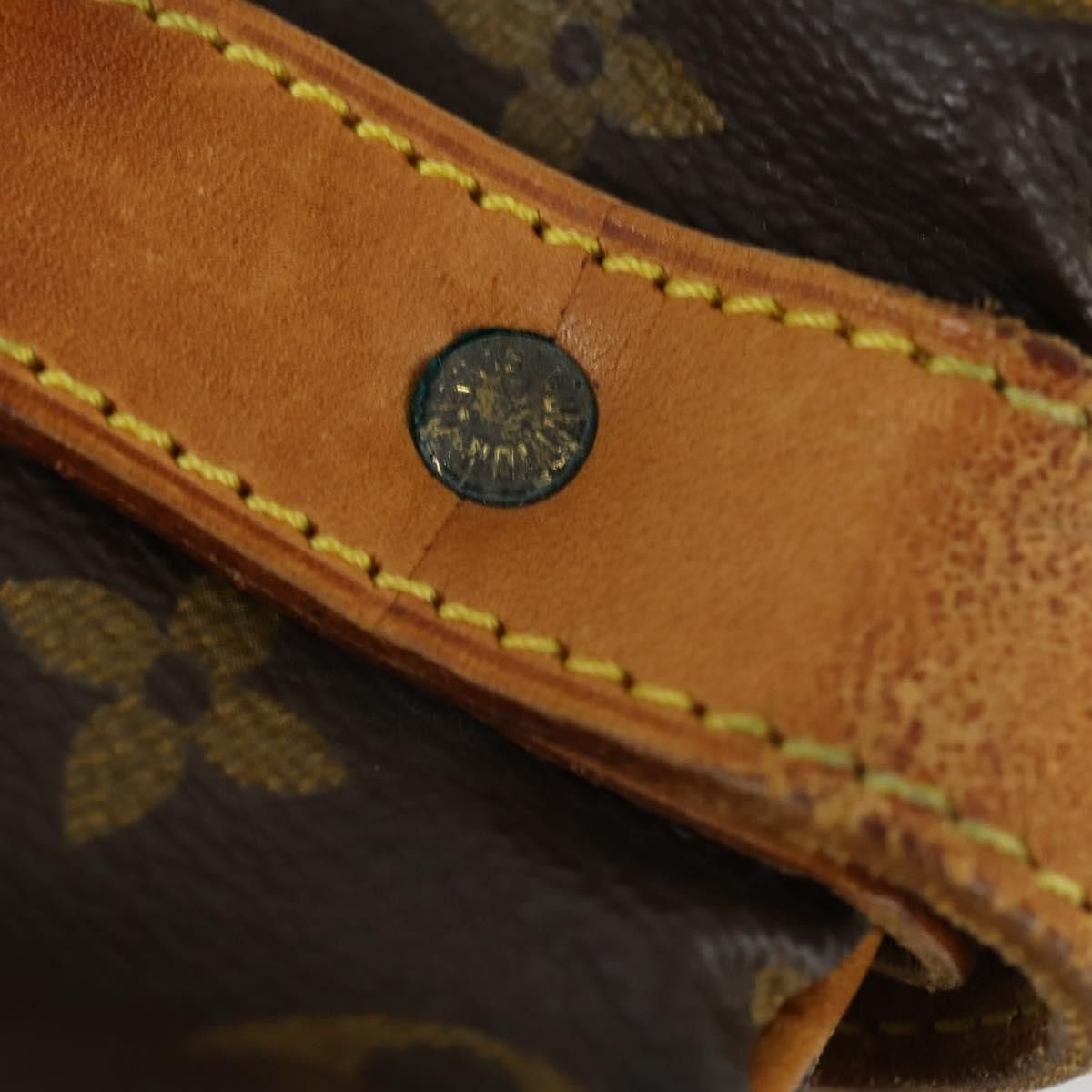 Louis Vuitton Louis Vuitton Saumur Handbag Monogram Canvas Size ONE SIZE - 16 Thumbnail
