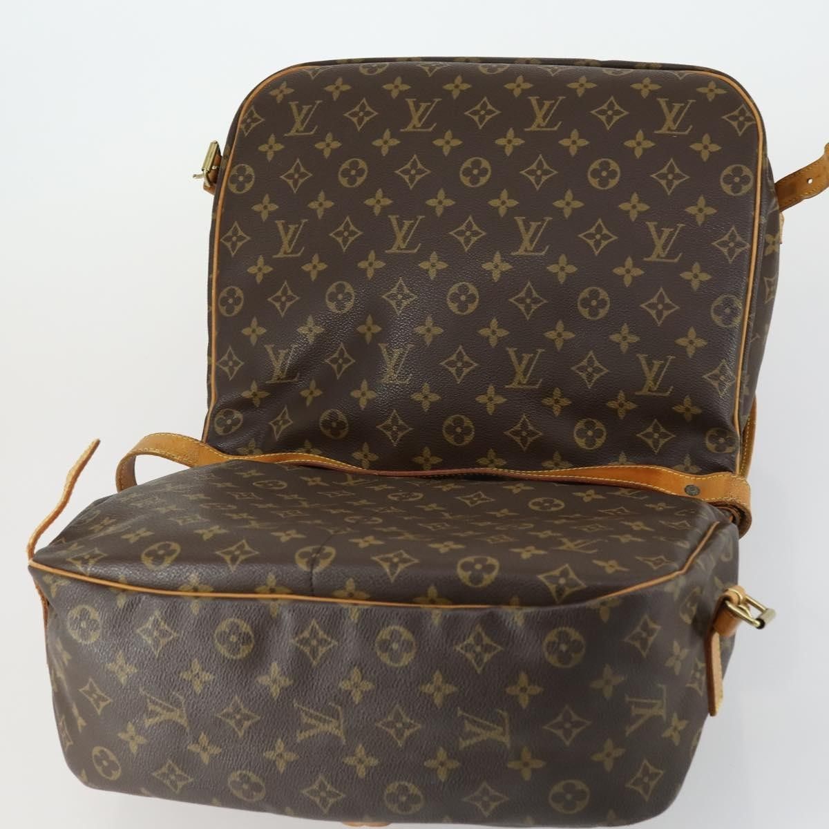 Louis Vuitton Louis Vuitton Saumur Handbag Monogram Canvas Size ONE SIZE - 20 Thumbnail