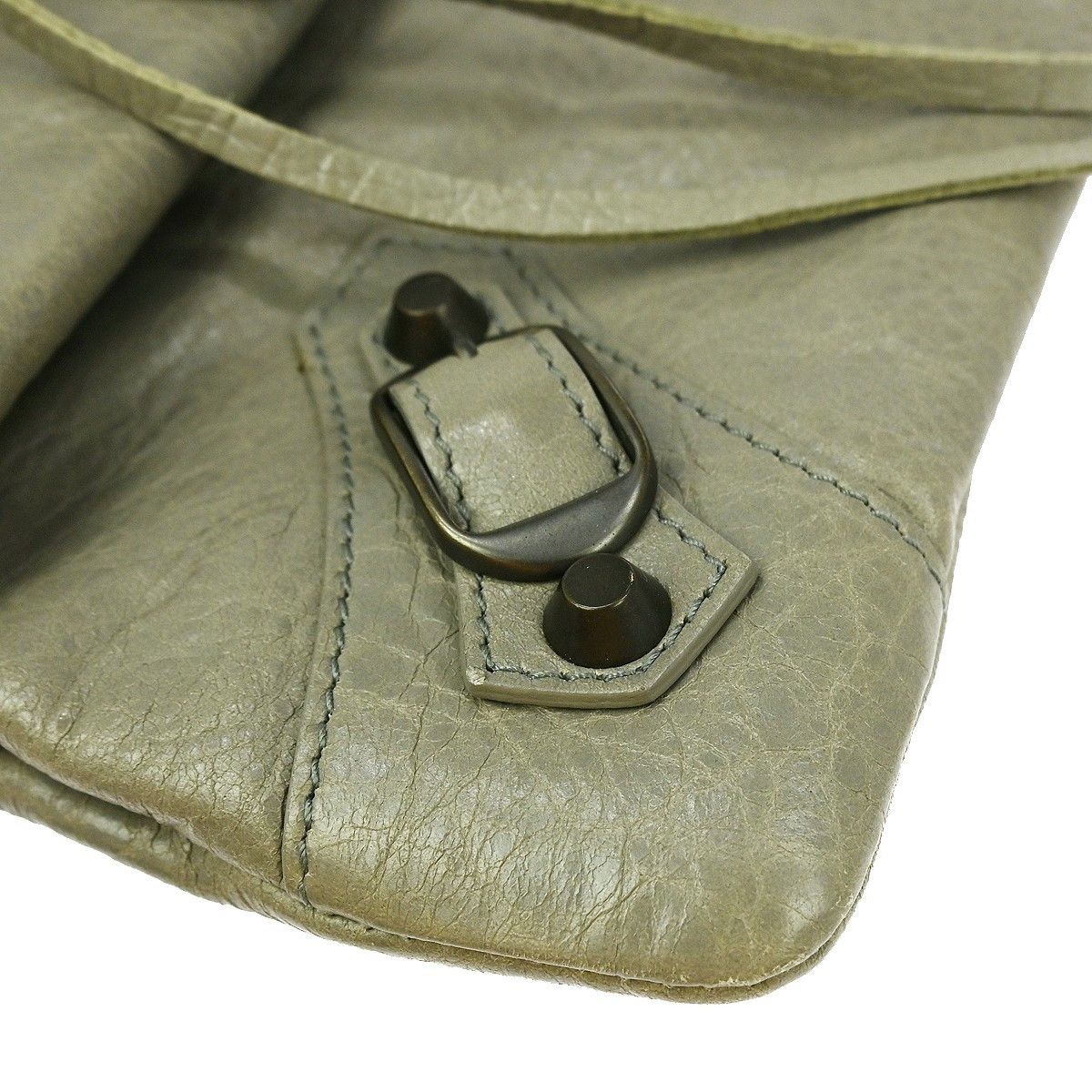 Balenciaga Balenciaga Classic Studs Envelope Clutch Leather Size ONE SIZE - 6 Thumbnail