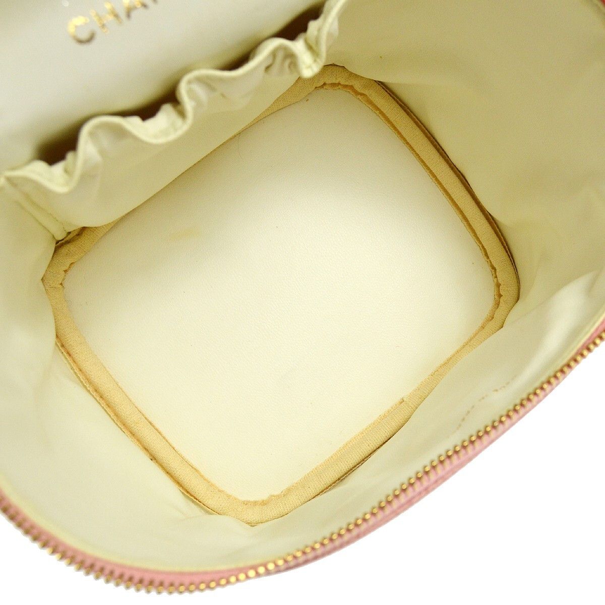 Chanel Chanel Vintage Timeless Cosmetic Case Caviar Size ONE SIZE - 3 Thumbnail