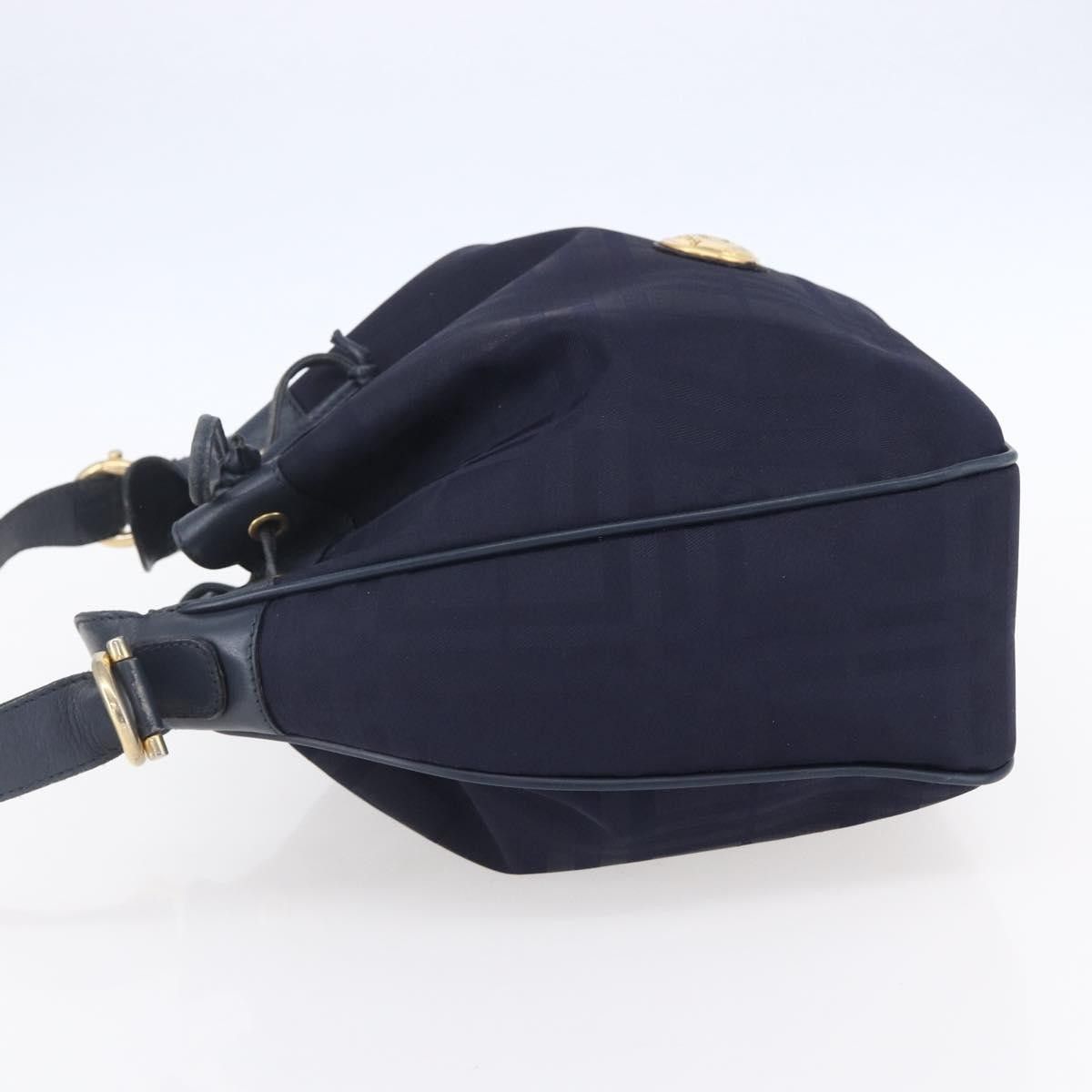 Burberry Burberry Vintage Shoulder Bag Nylon Size ONE SIZE - 3 Thumbnail