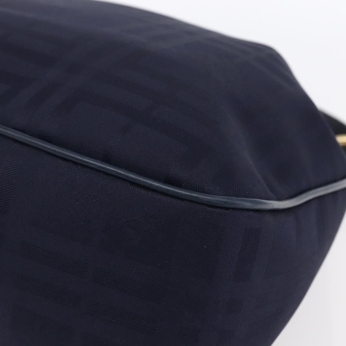 Burberry Burberry Vintage Shoulder Bag Nylon Size ONE SIZE - 10 Thumbnail