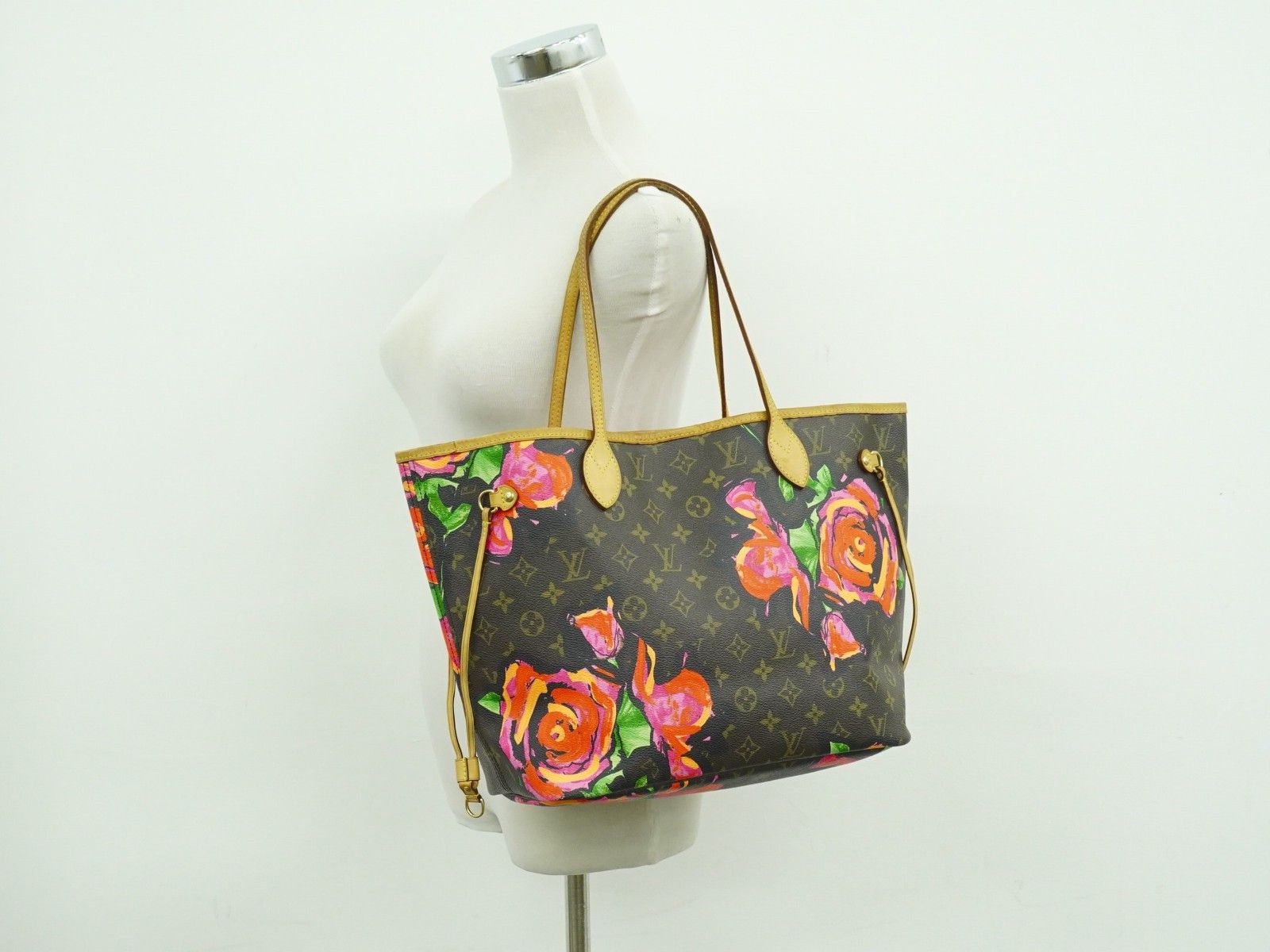 Louis Vuitton Louis Vuitton Neverfull Tote Limited Edition Monogram Roses Size ONE SIZE - 11 Thumbnail