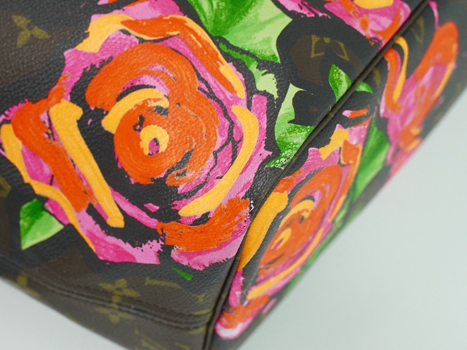 Louis Vuitton Louis Vuitton Neverfull Tote Limited Edition Monogram Roses Size ONE SIZE - 8 Thumbnail
