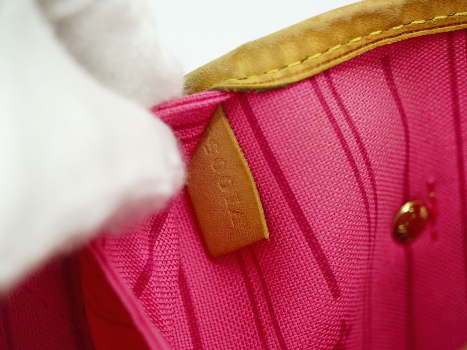 Louis Vuitton Louis Vuitton Neverfull Tote Limited Edition Monogram Roses Size ONE SIZE - 6 Thumbnail