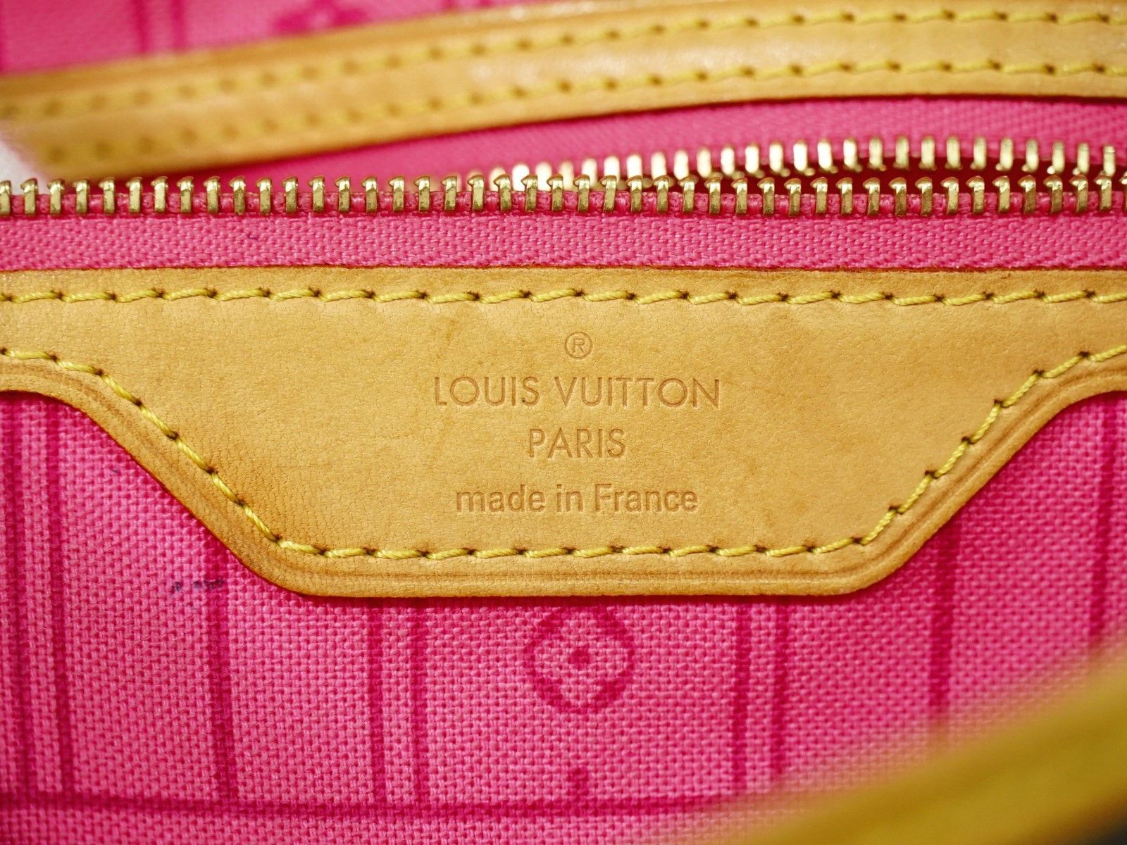 Louis Vuitton Louis Vuitton Neverfull Tote Limited Edition Monogram Roses Size ONE SIZE - 5 Thumbnail