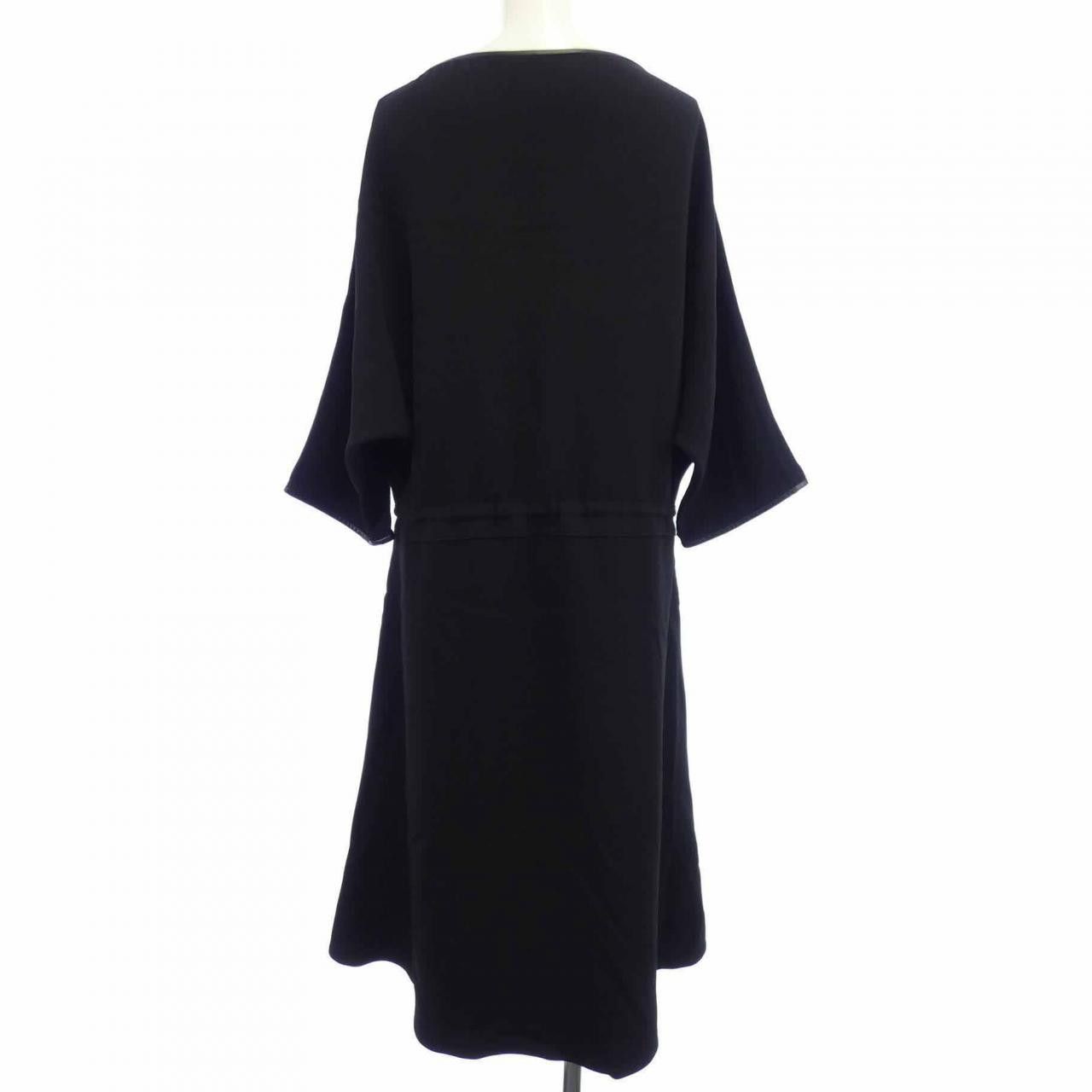 Gucci Gucci Gucci 609743 Z8AID Dress Others Dresses 609743 Z8AID DUTY FREE for USA Size ONE SIZE - 2 Thumbnail