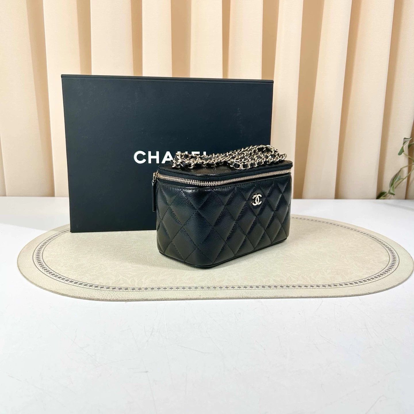 Chanel Pre-loved Bag Very good condition Size ONE SIZE - 3 Thumbnail
