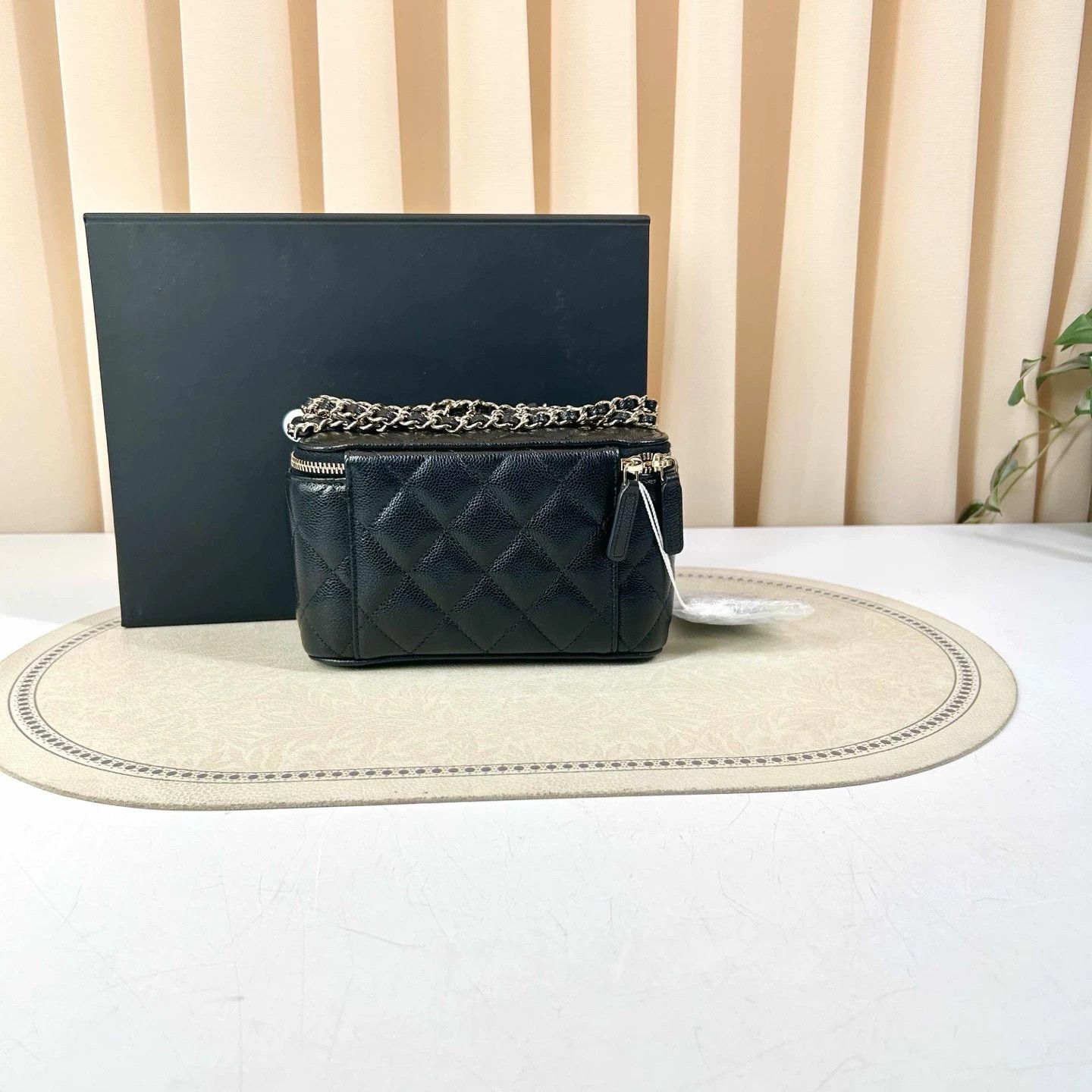 Chanel Pre-loved Bag Very good condition Size ONE SIZE - 2 Thumbnail