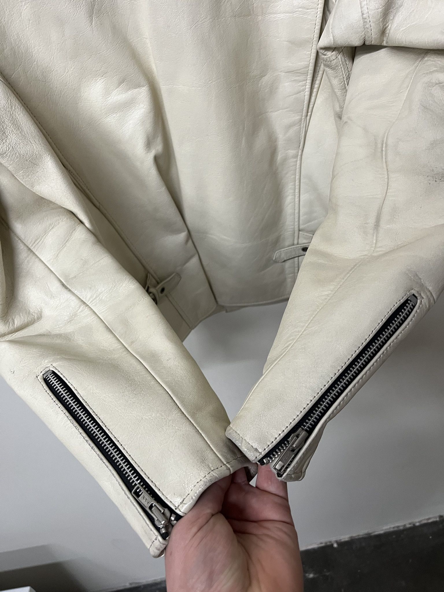 Leather × Vintage Vintage 2000s White Leather Motorcycle Racing Jacket Size L Size US L / EU 52-54 / 3 - 8 Thumbnail