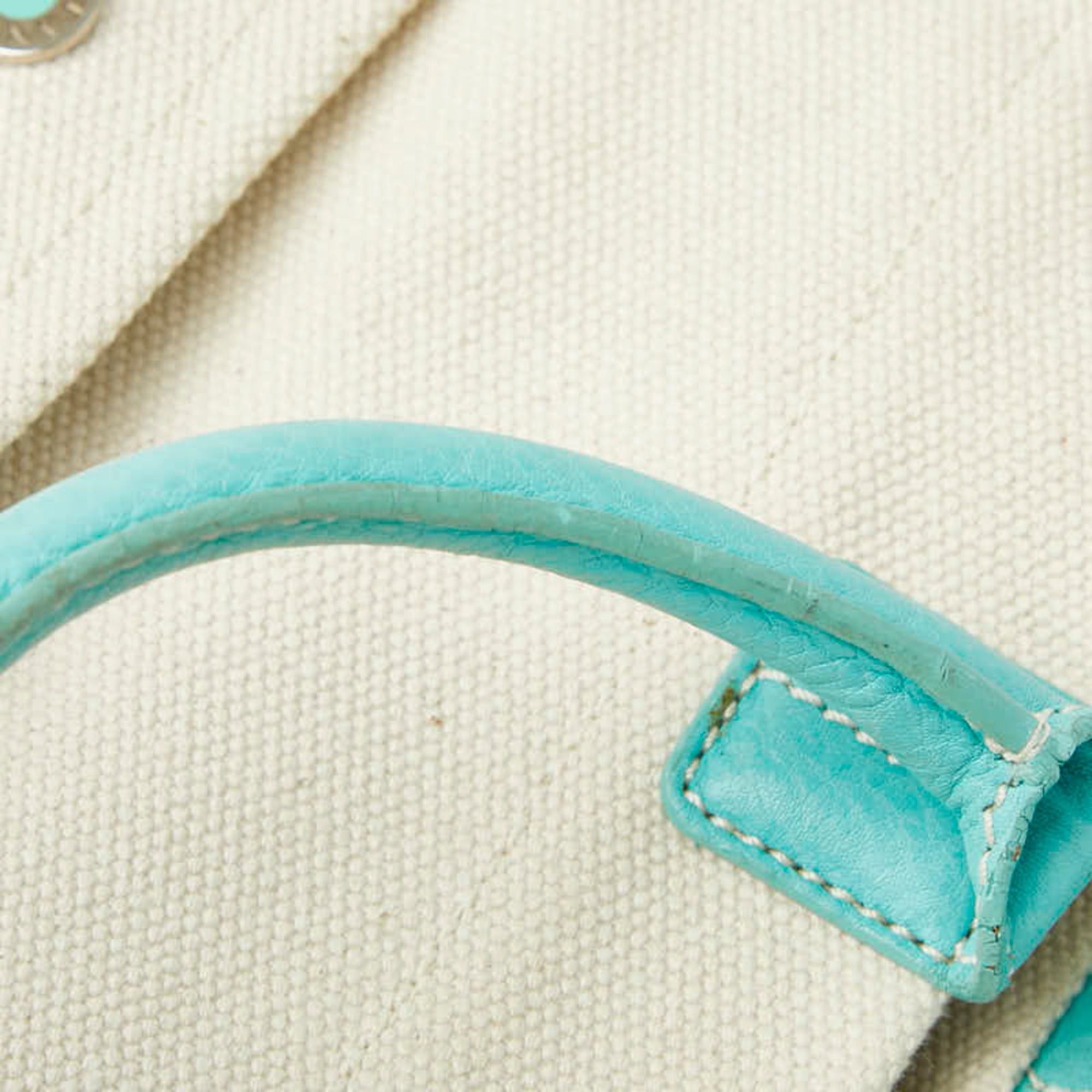 Tiffany & Co. Tiffany & Co. 2-way handbag/shoulder bag in white and Blue canvas leather. Women's. TIFFANY Size ONE SIZE - 8 Thumbnail