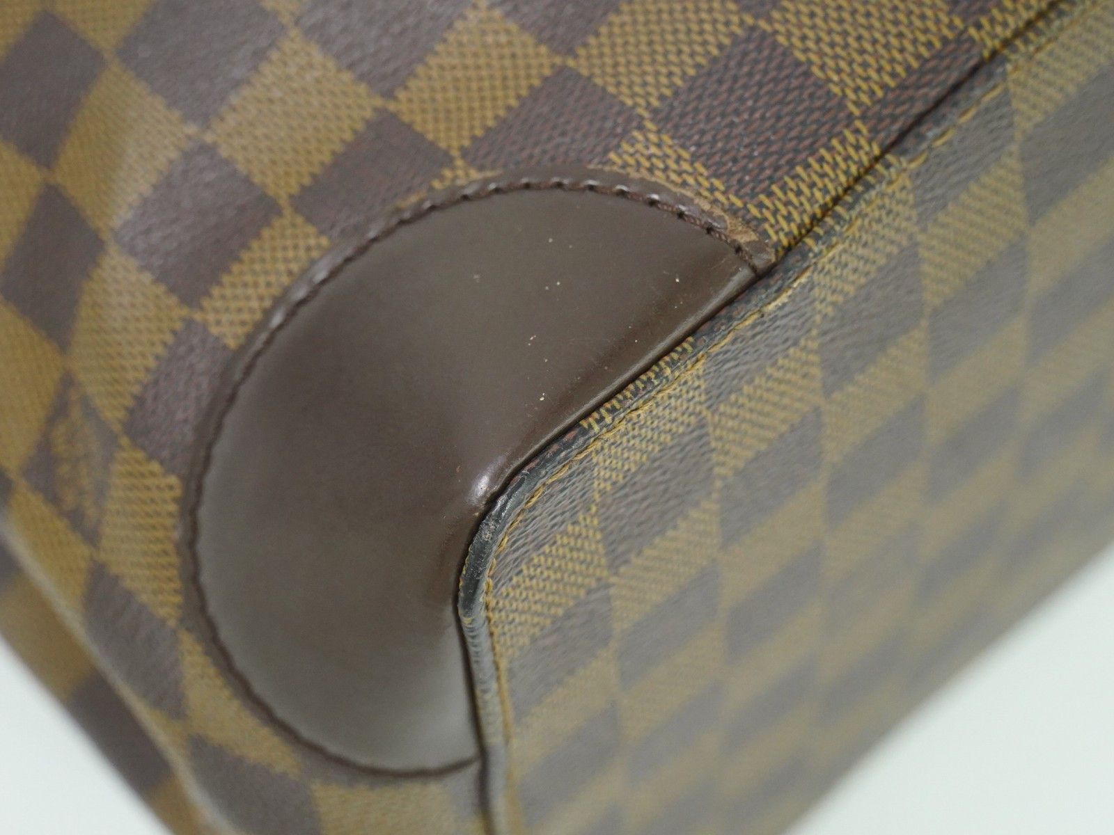 Louis Vuitton Louis Vuitton Hampstead Handbag Damier Size ONE SIZE - 8 Thumbnail