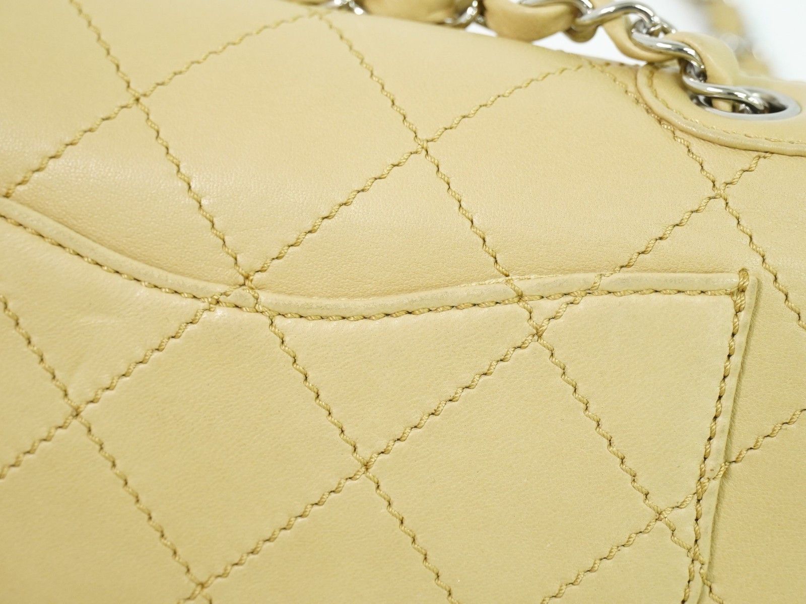 Chanel Chanel Reissue 2.55 Flap Bag Quilted Lambskin Size ONE SIZE - 11 Thumbnail