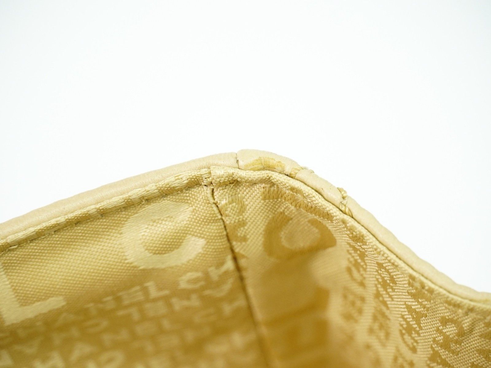 Chanel Chanel Reissue 2.55 Flap Bag Quilted Lambskin Size ONE SIZE - 19 Thumbnail