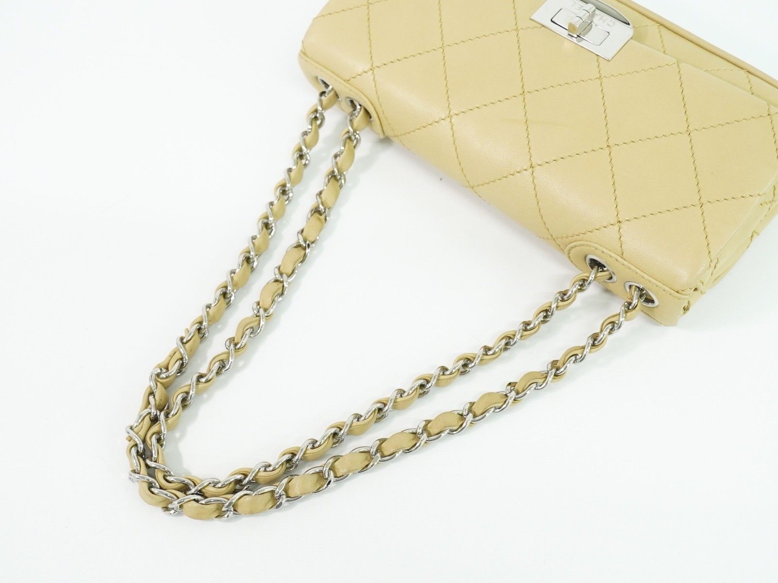 Chanel Chanel Reissue 2.55 Flap Bag Quilted Lambskin Size ONE SIZE - 8 Thumbnail