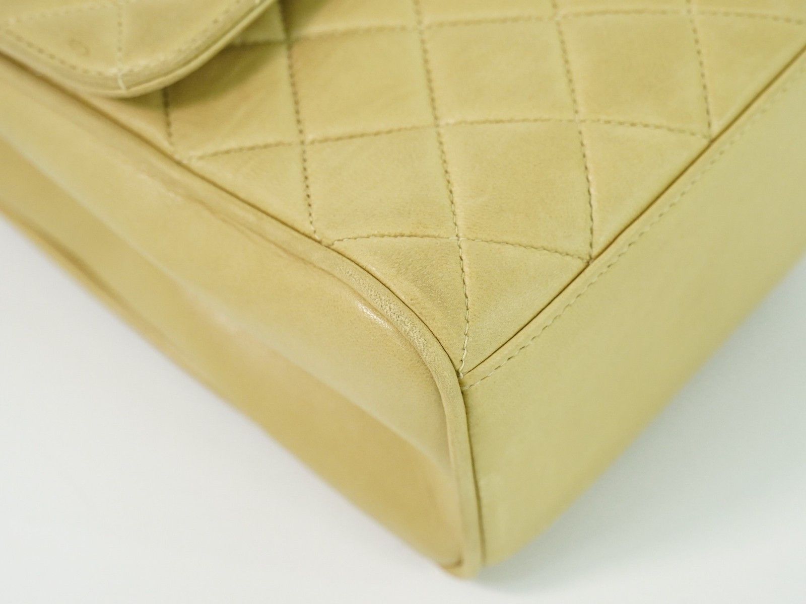 Chanel Chanel Vintage Top Handle Flap Bag Quilted Lambskin Size ONE SIZE - 9 Thumbnail