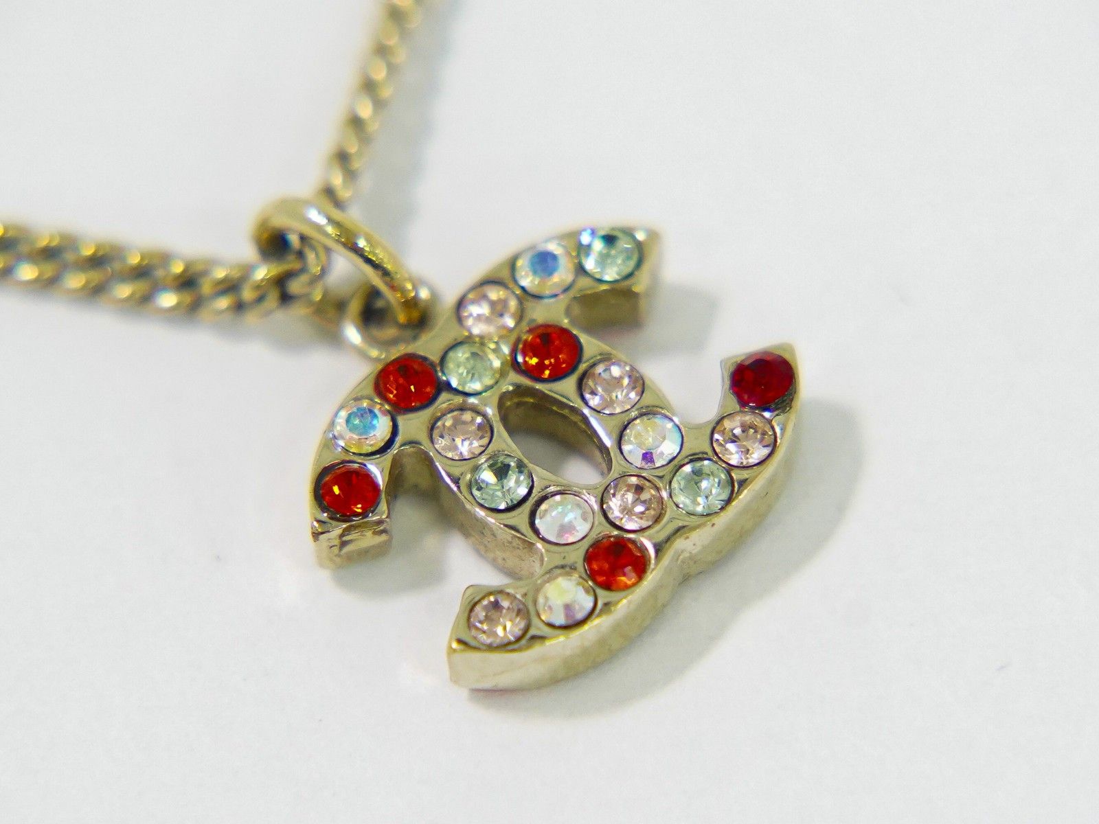 Chanel Chanel Rainbow CC Pendant Necklace Metal and Crystals Size ONE SIZE - 3 Thumbnail