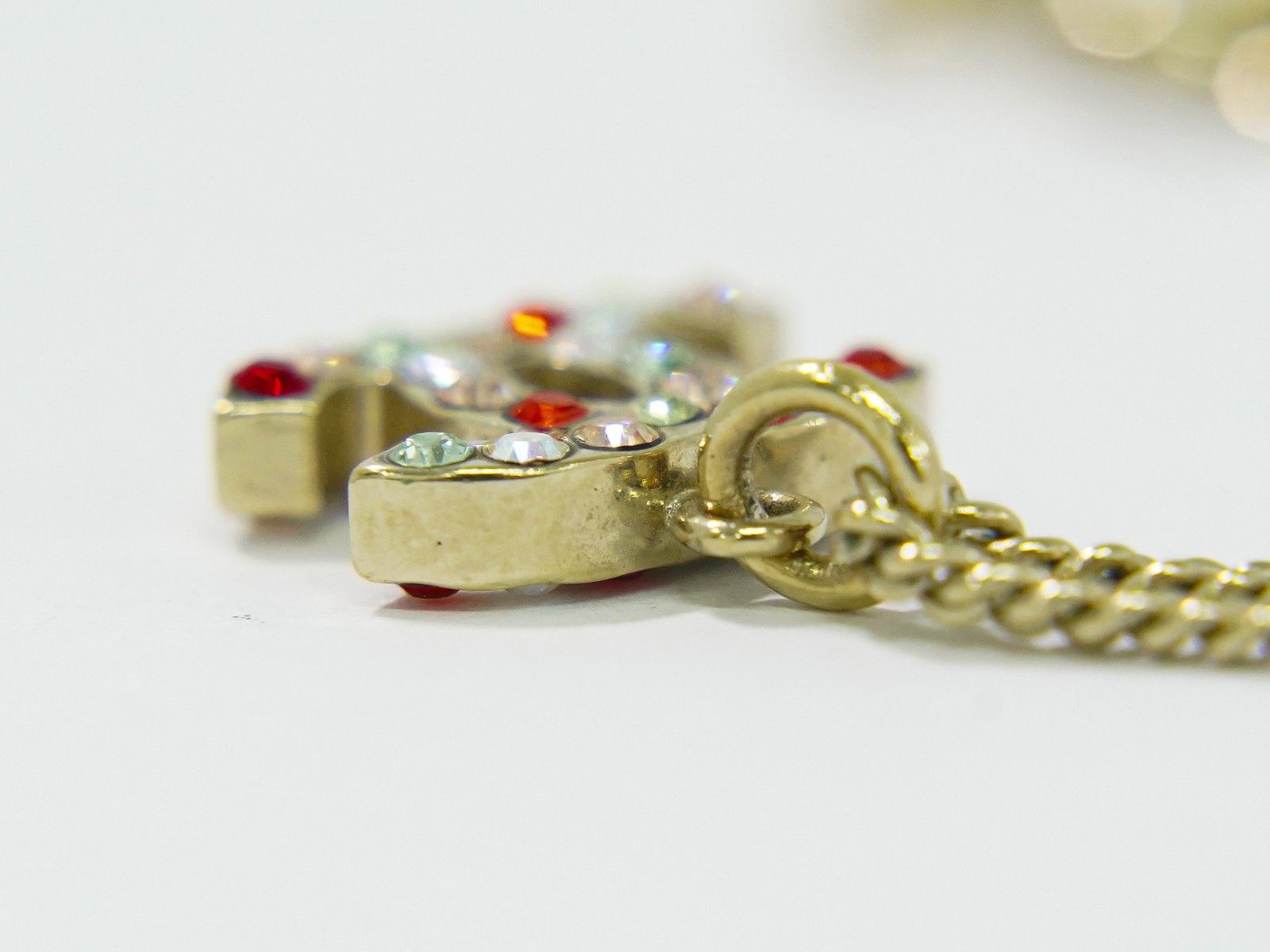 Chanel Chanel Rainbow CC Pendant Necklace Metal and Crystals Size ONE SIZE - 4 Thumbnail