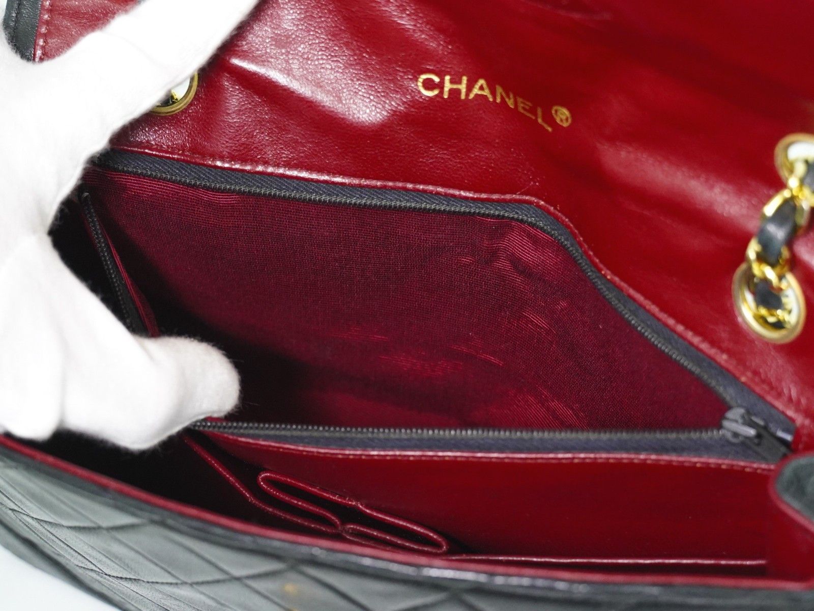 Chanel Chanel Vintage Round Flap Bag Quilted Lambskin Size ONE SIZE - 18 Thumbnail