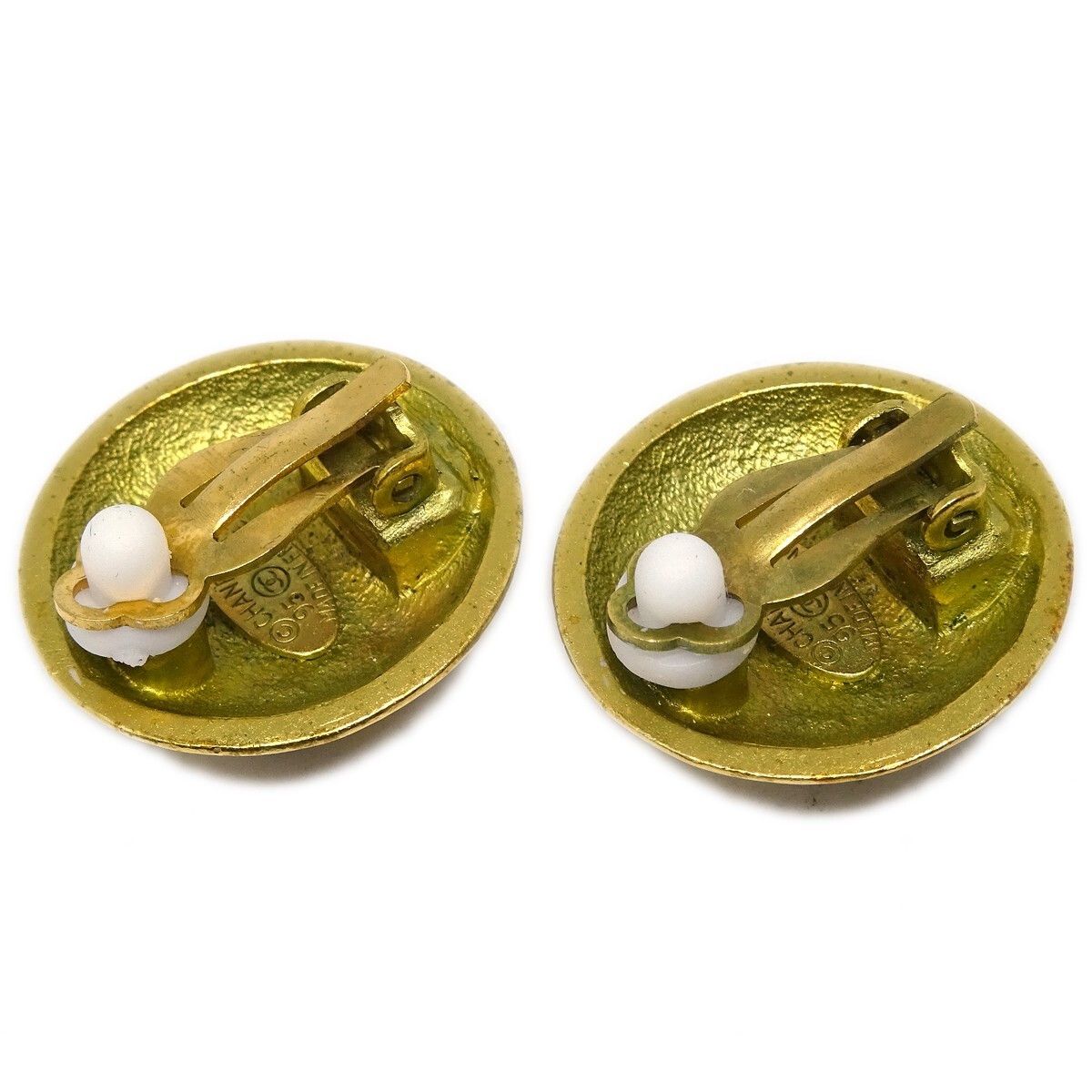 Chanel Chanel Vintage CC Round Clip-On Metal Size ONE SIZE - 2 Thumbnail
