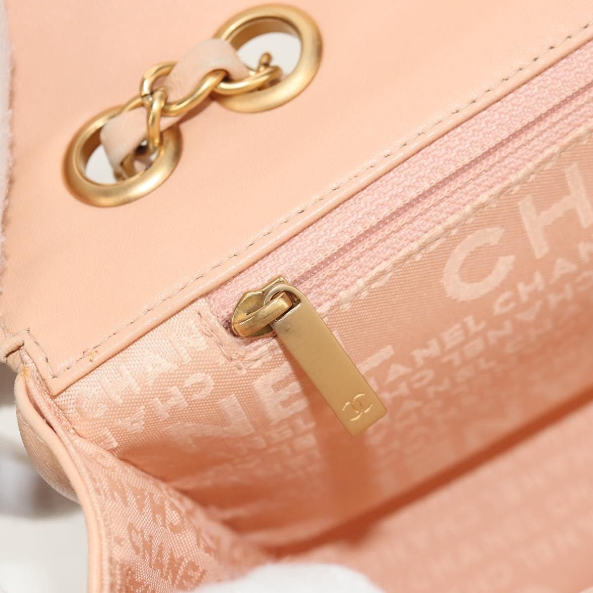 Chanel Chanel Limited Edition Scarf Flap Bag Printed Silk and Leather Size ONE SIZE - 13 Thumbnail