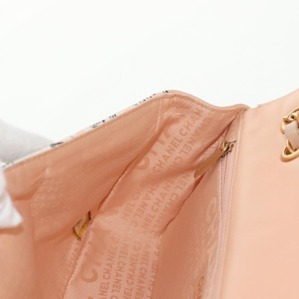 Chanel Chanel Limited Edition Scarf Flap Bag Printed Silk and Leather Size ONE SIZE - 22 Thumbnail