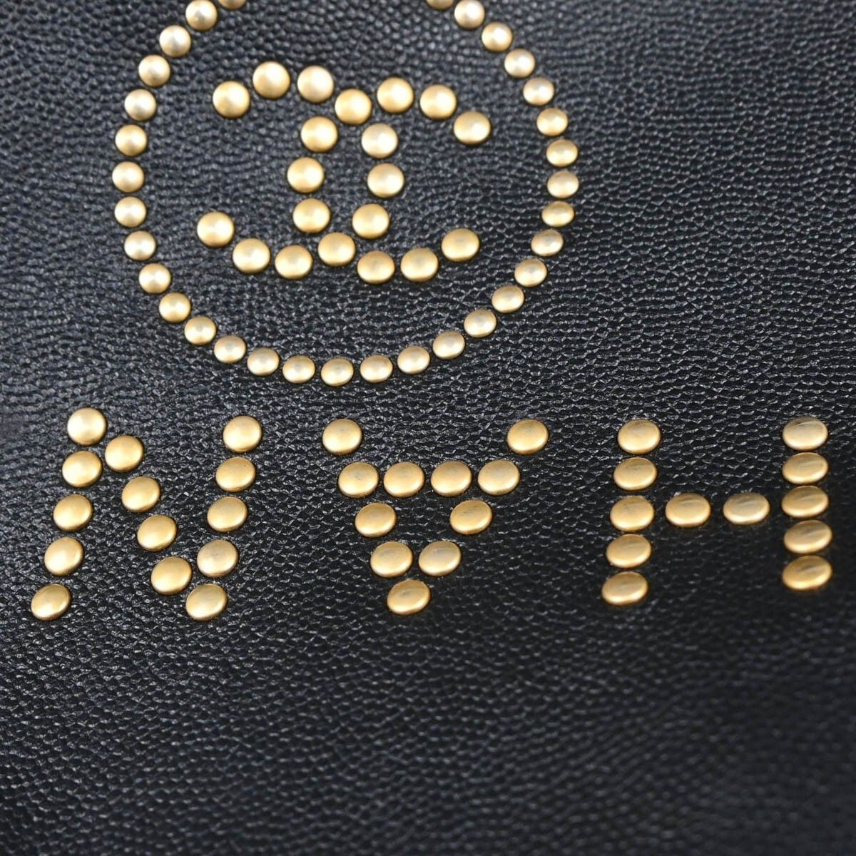 Chanel Chanel Deauville Drawstring Bucket Bag Studded Caviar Size ONE SIZE - 10 Thumbnail